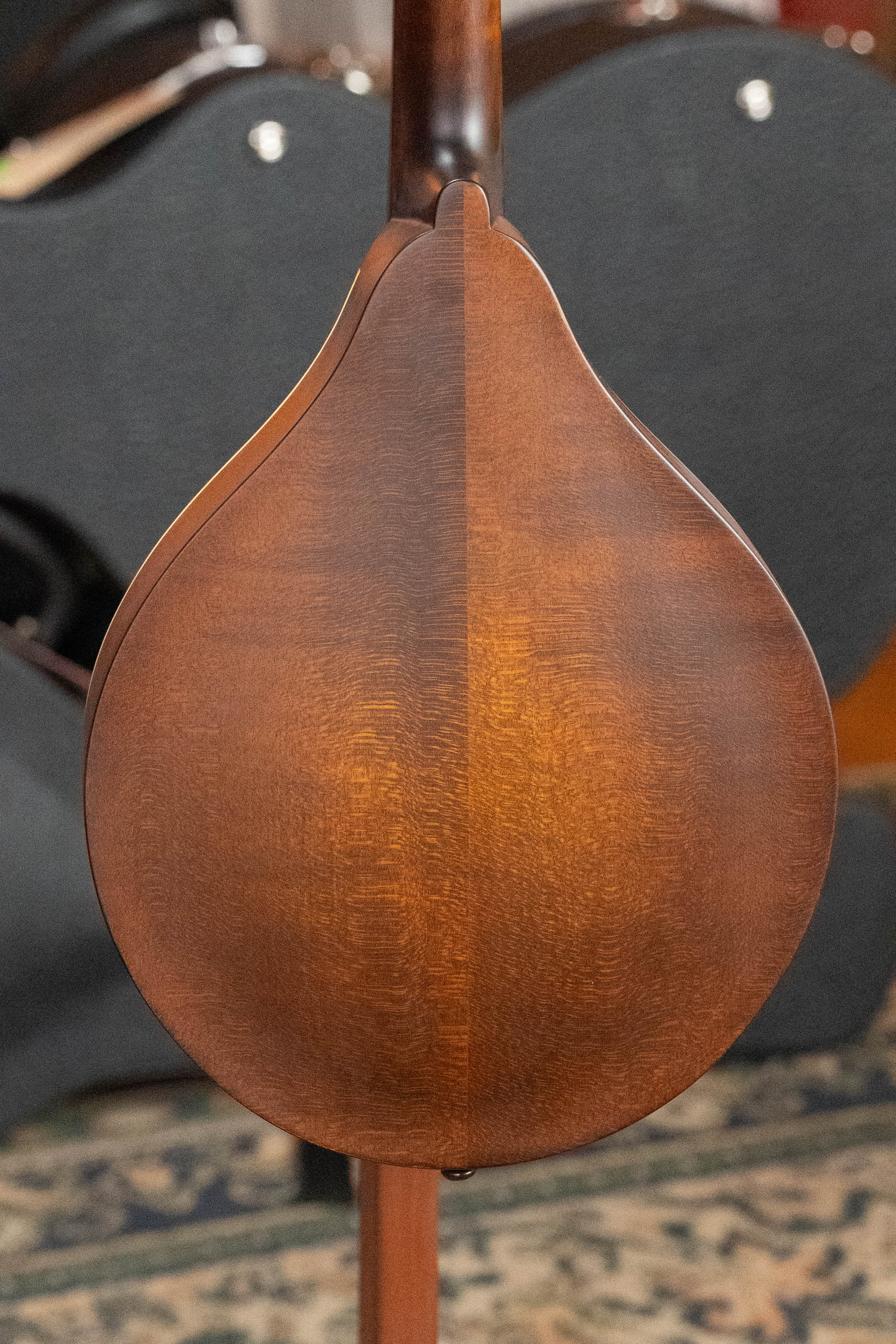 Eastman MD305 Spruce/Maple A-Style Hand-Carved Mandolin #3522