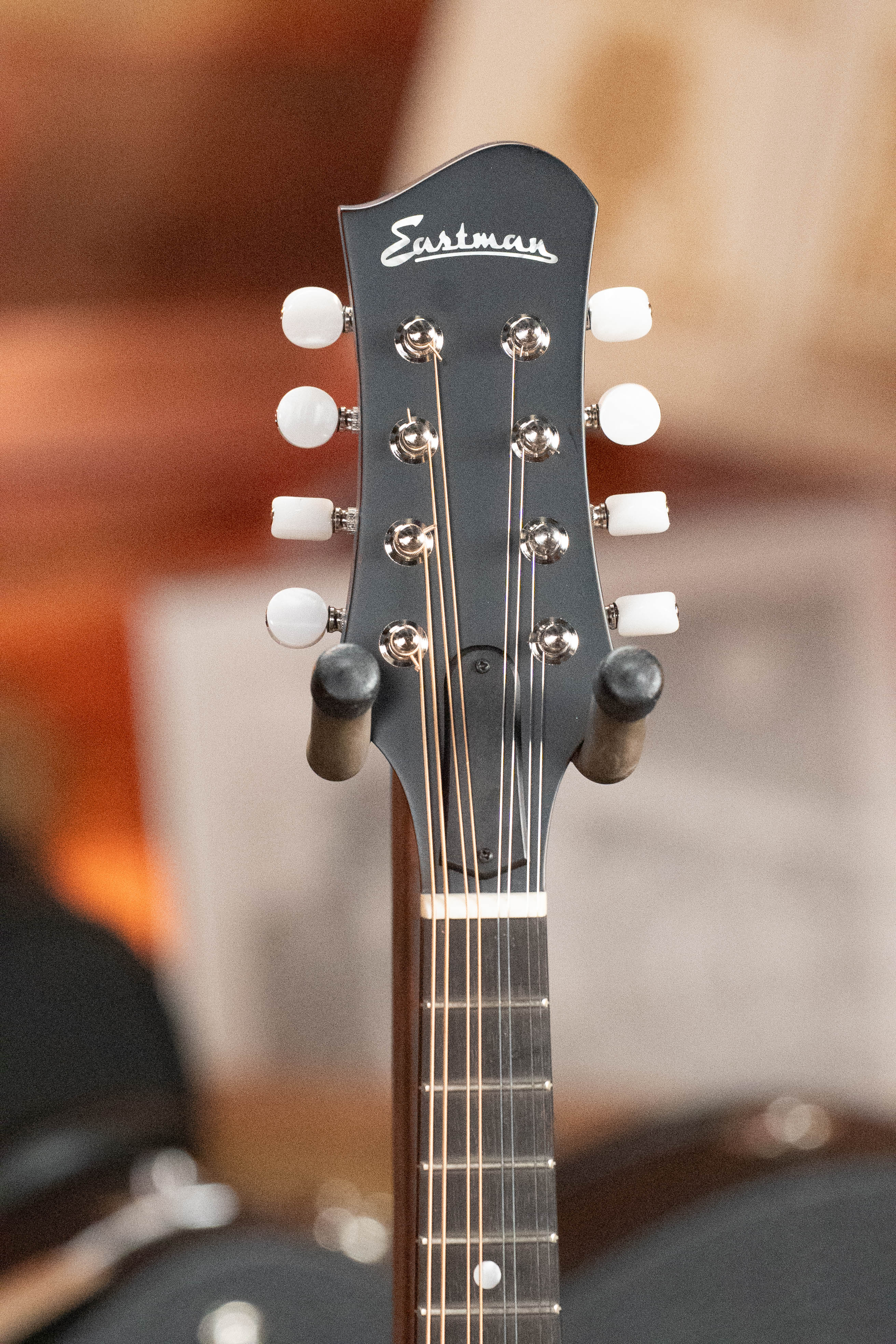 Eastman MD305 Spruce/Maple A-Style Hand-Carved Mandolin #3525