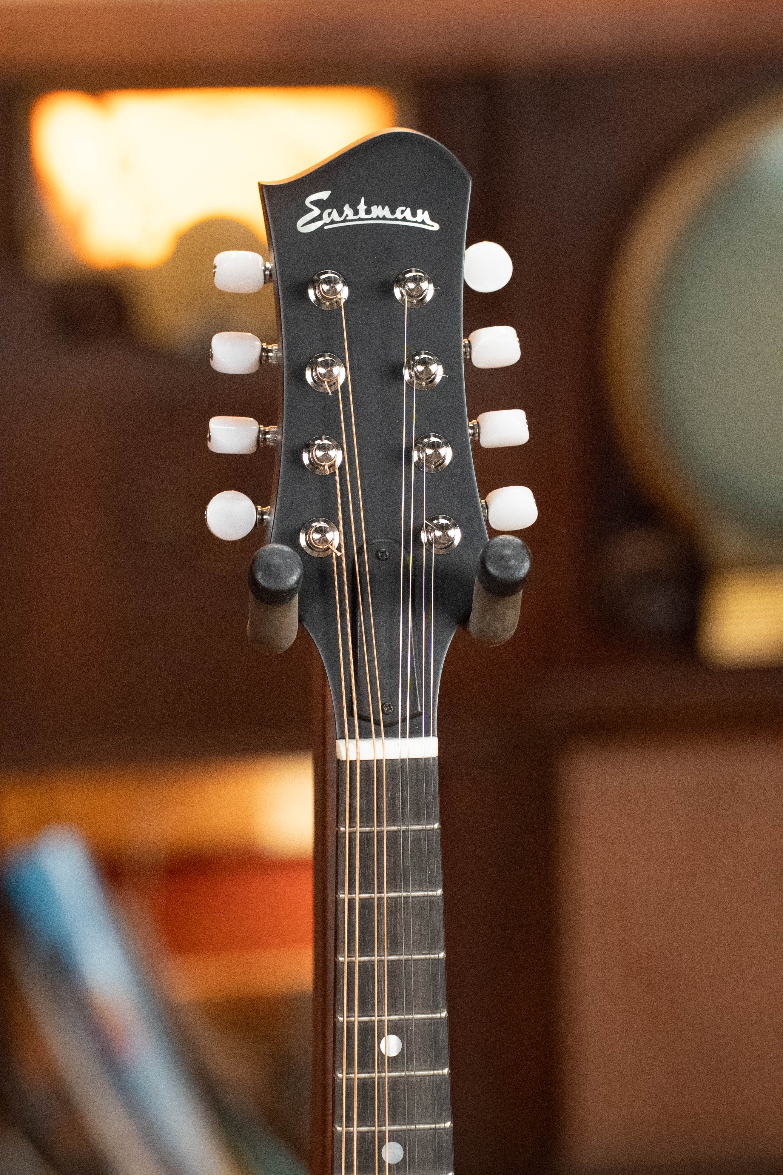 Eastman MD305 Spruce/Maple A-Style Hand-Carved Mandolin #3572