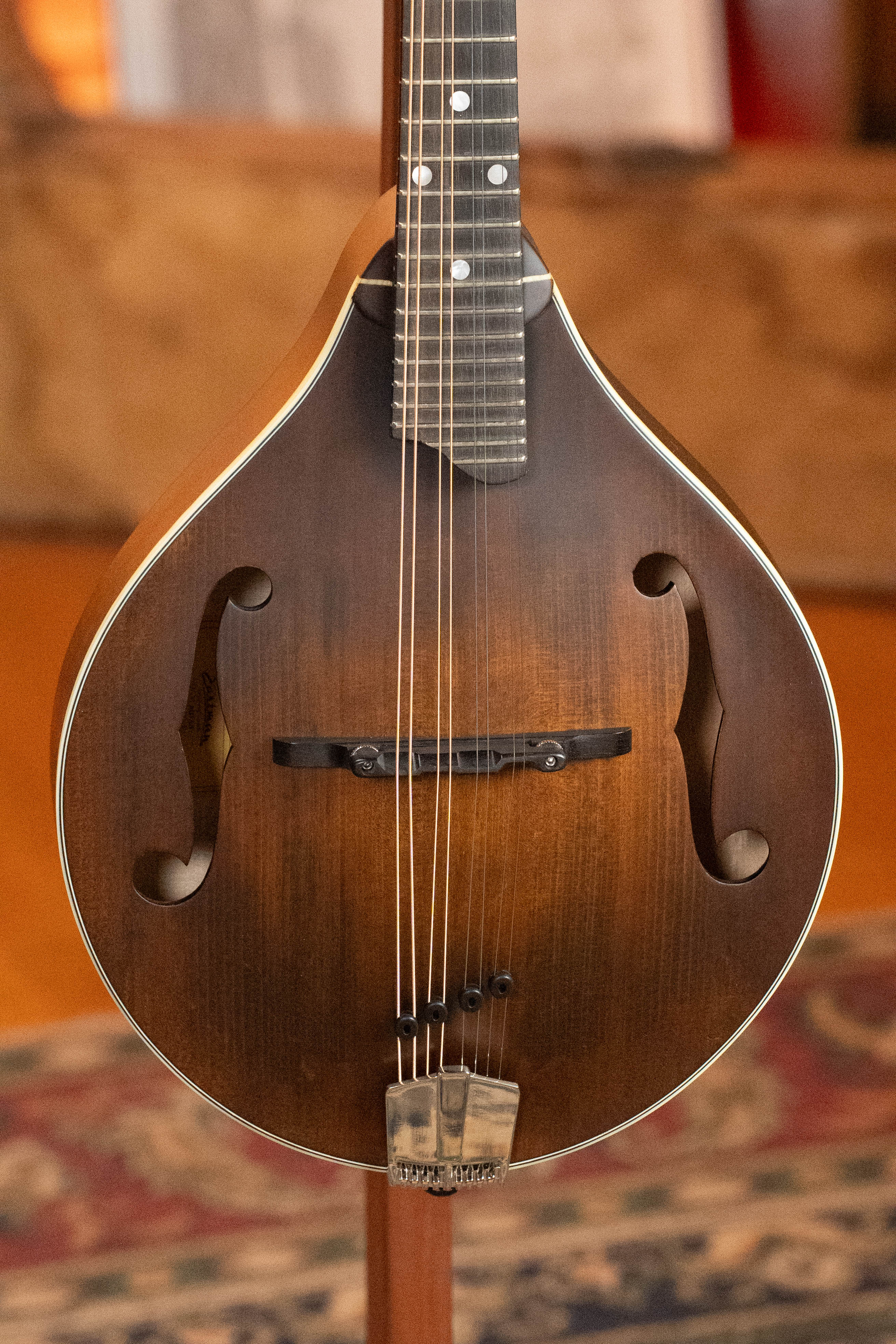 Eastman MD305 Spruce/Maple A-Style Hand-Carved Mandolin #3574