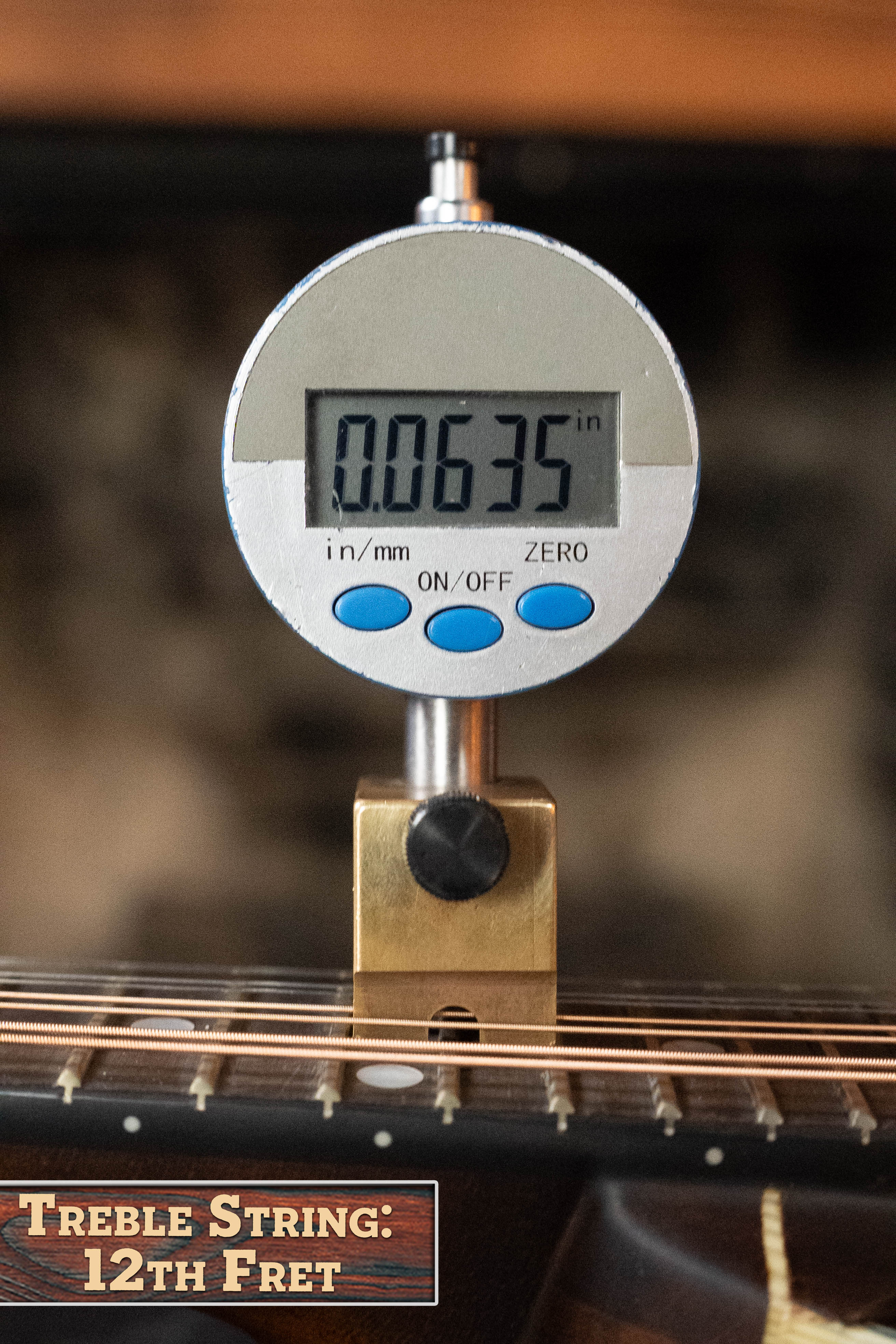 Eastman MD305 Spruce/Maple A-Style Hand-Carved Mandolin #3574