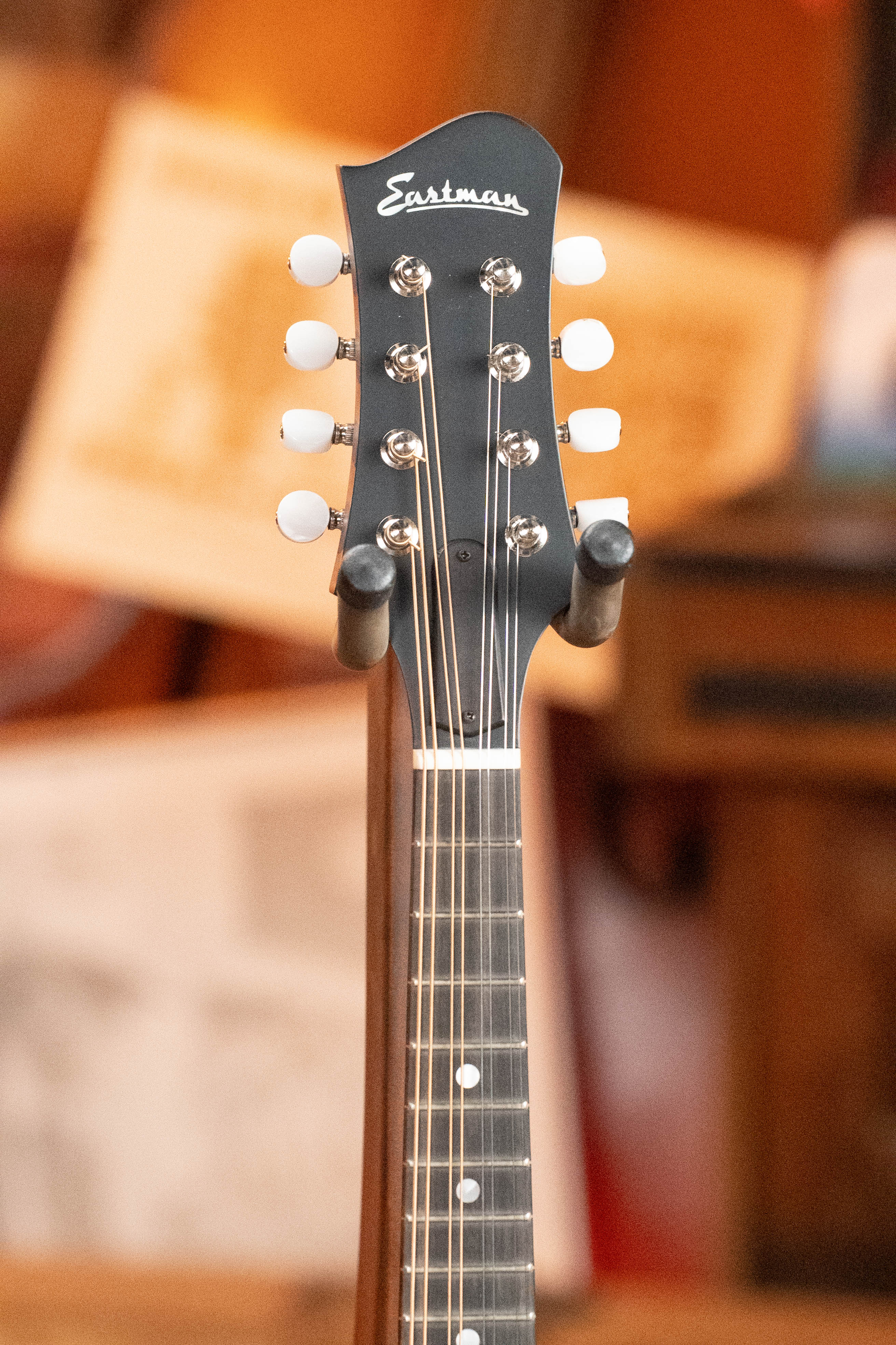 Eastman MD305 Spruce/Maple A-Style Hand-Carved Mandolin #3576