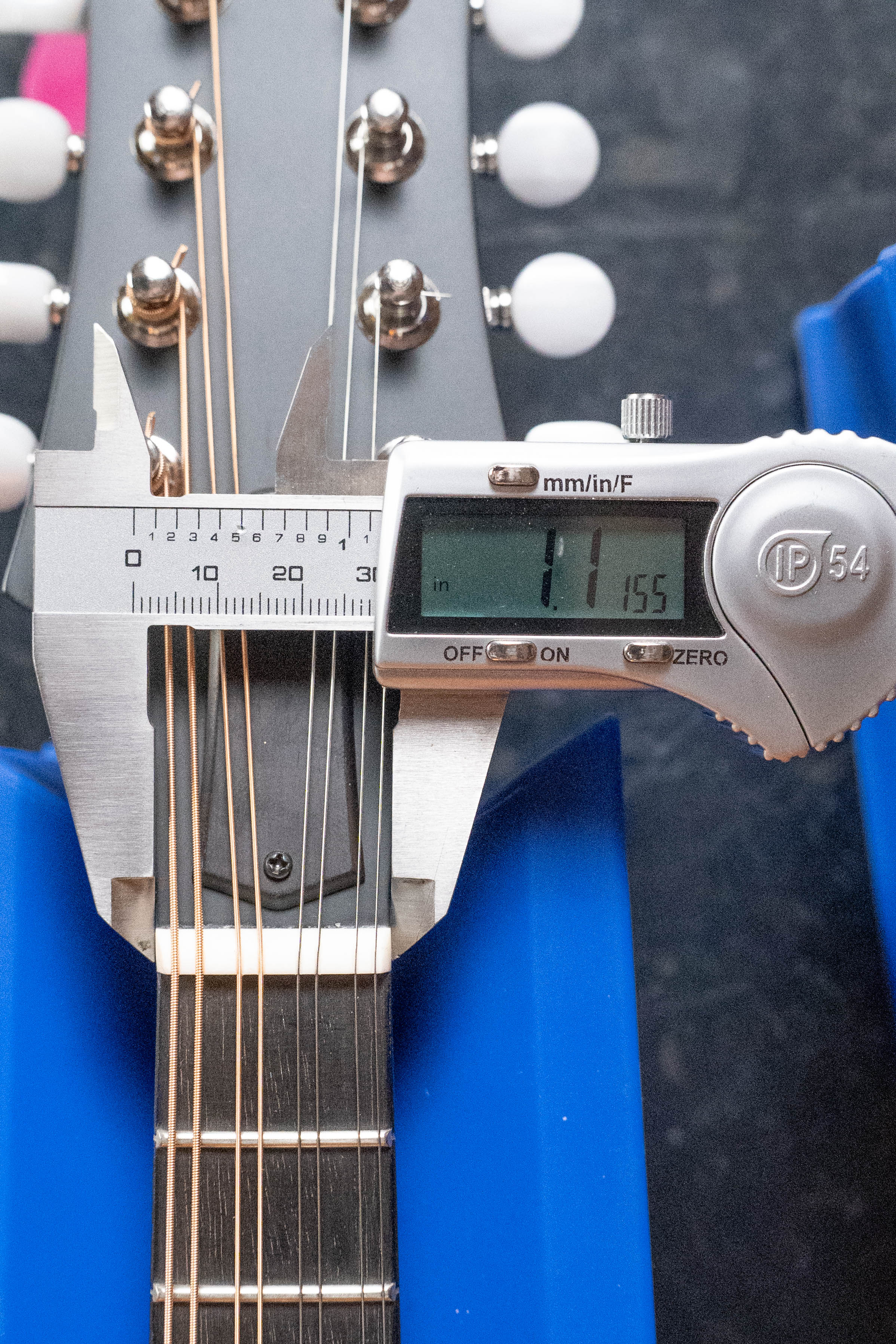 Eastman MD305 Spruce/Maple A-Style Hand-Carved Mandolin #3588