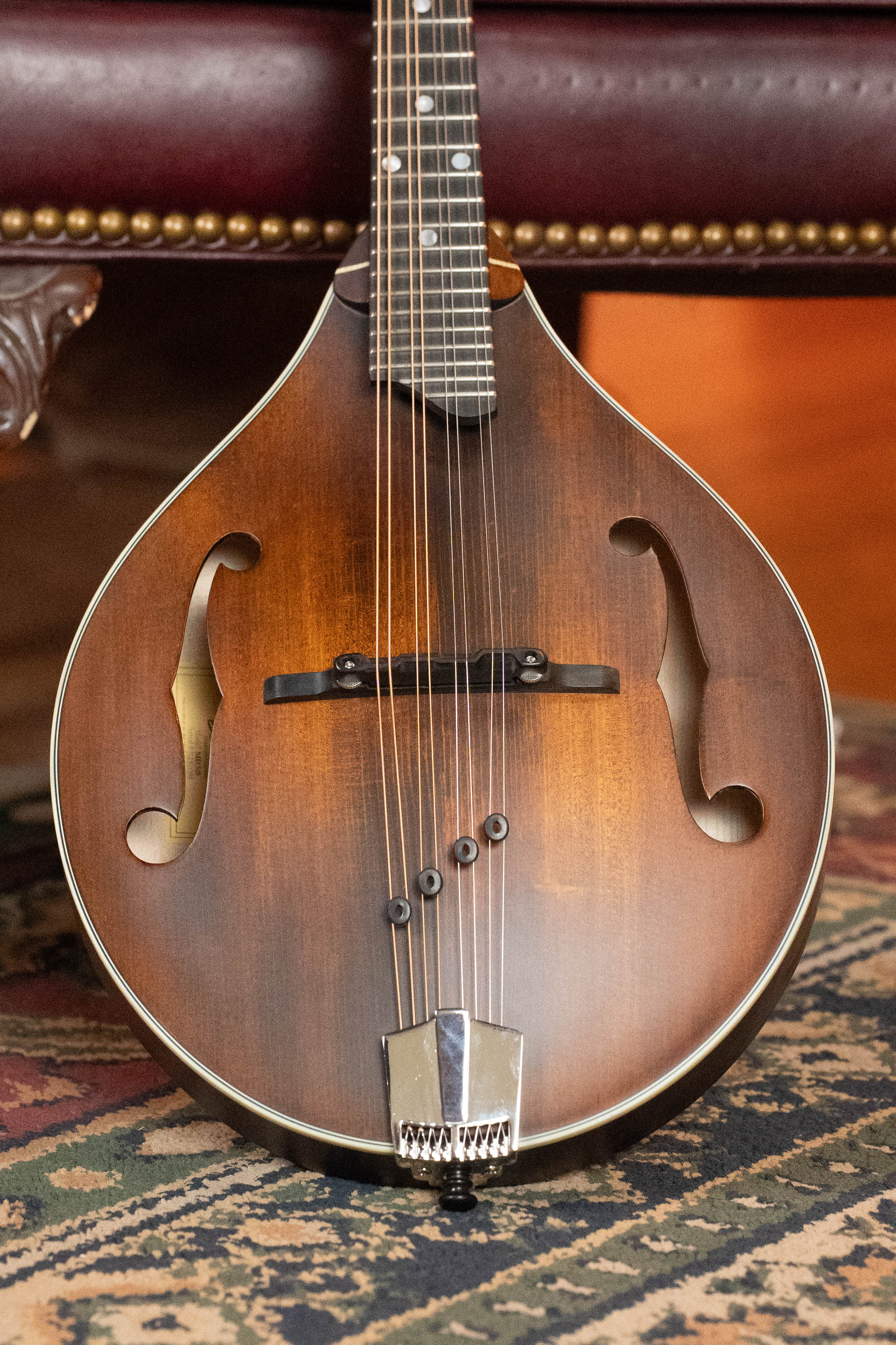 Eastman MD305 Spruce/Maple A-Style Hand-Carved Mandolin #3588