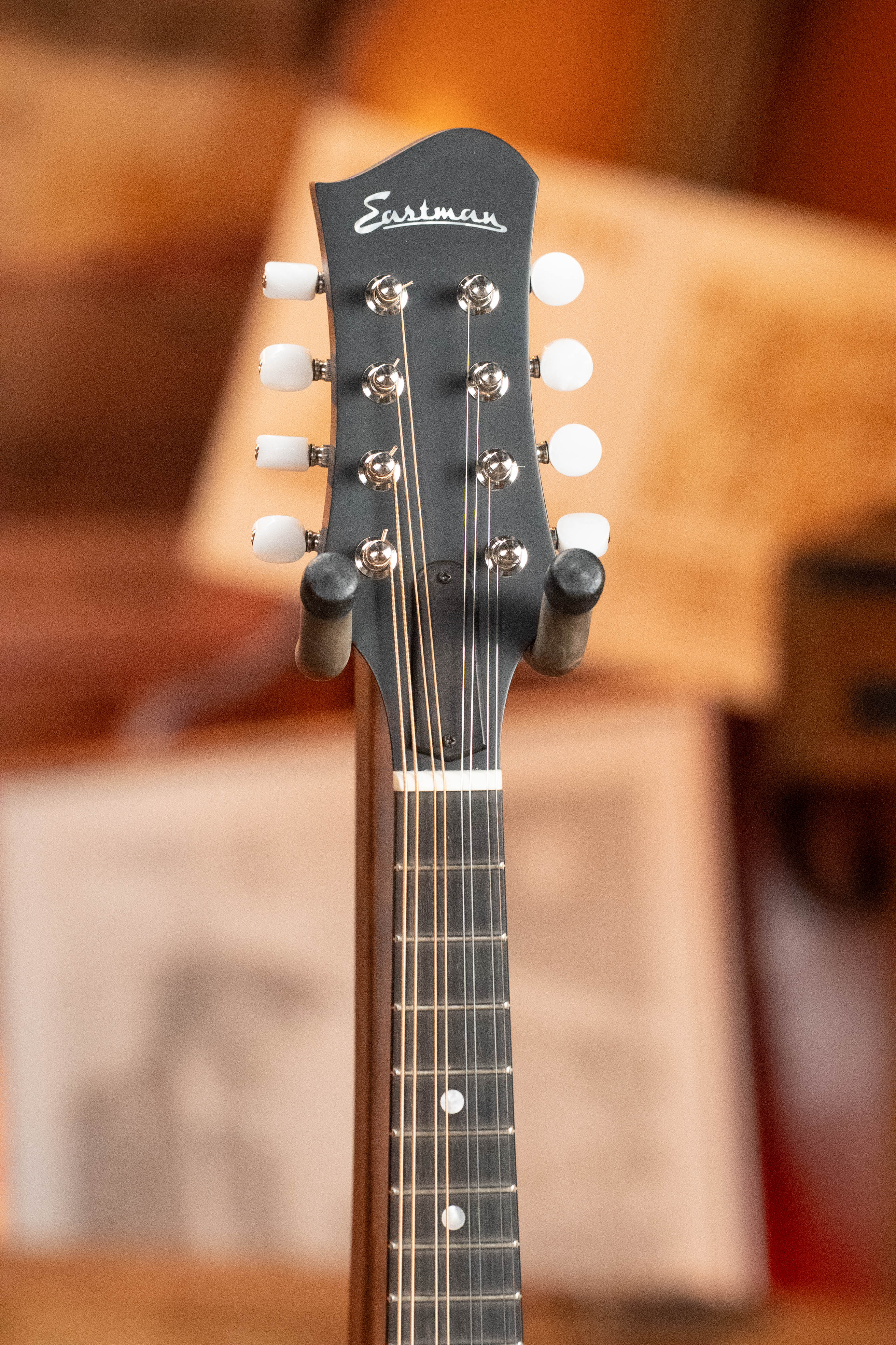 Eastman MD305 Spruce/Maple A-Style Hand-Carved Mandolin #3588