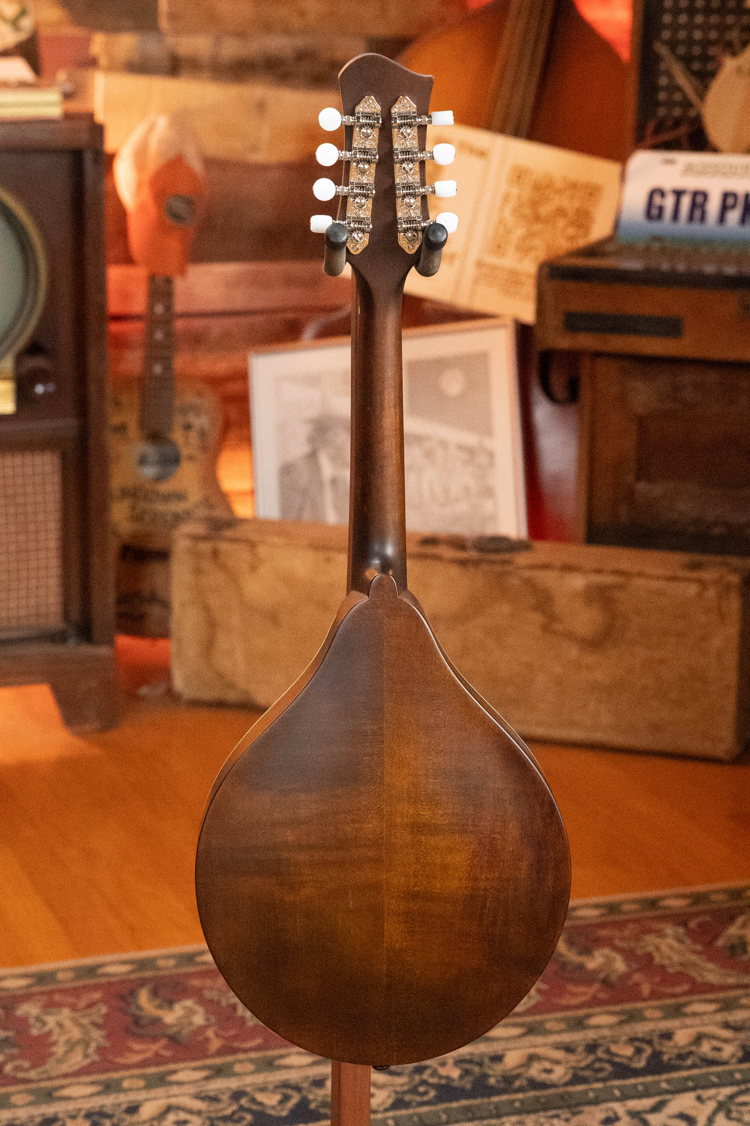 Eastman MD305 Spruce/Maple A-Style Hand-Carved Mandolin #3588
