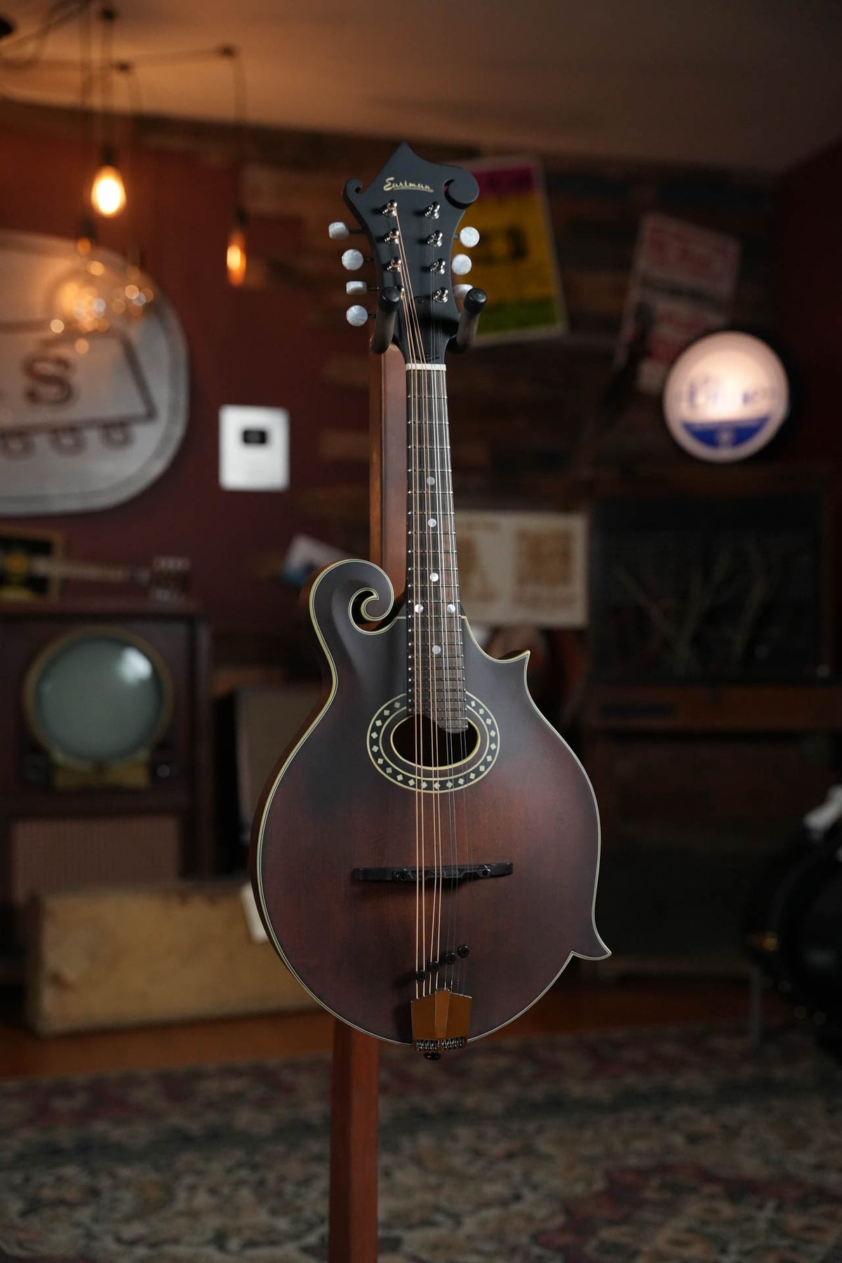 Eastman MD314 F-Style Oval Hole Mandolin #4540