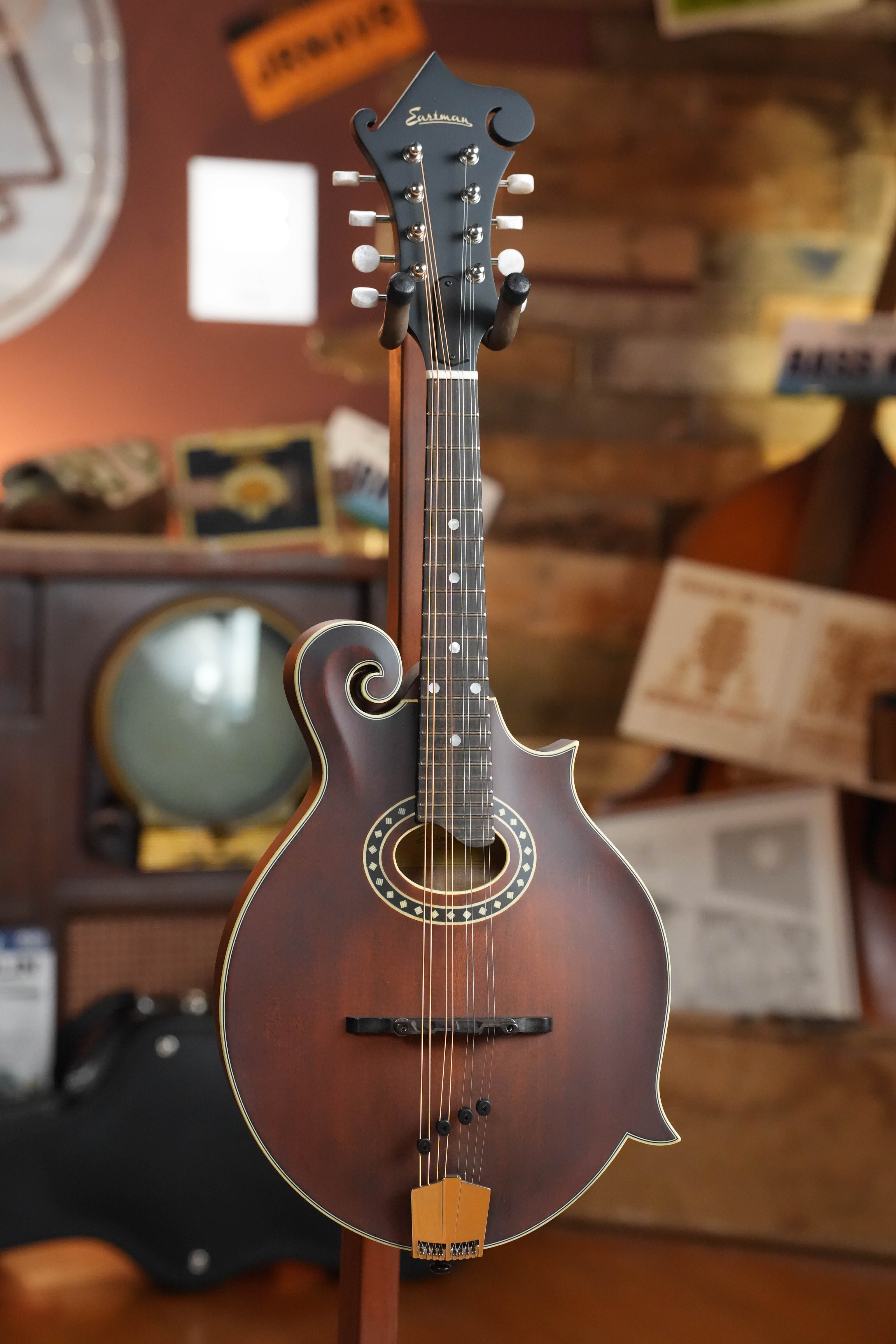 Eastman MD314 F-Style Oval Hole Mandolin #5466