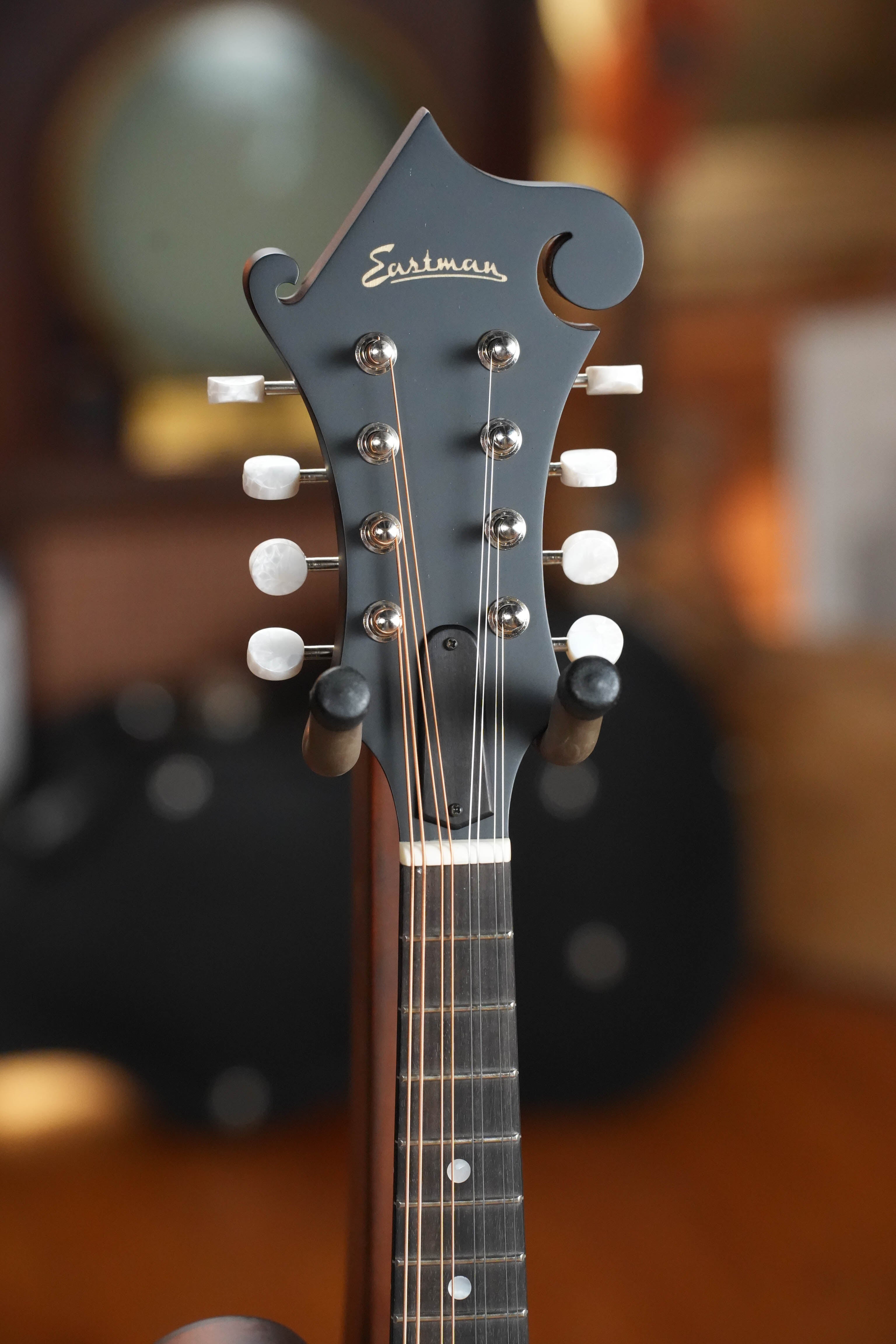 Eastman MD314 F-Style Oval Hole Mandolin #5466