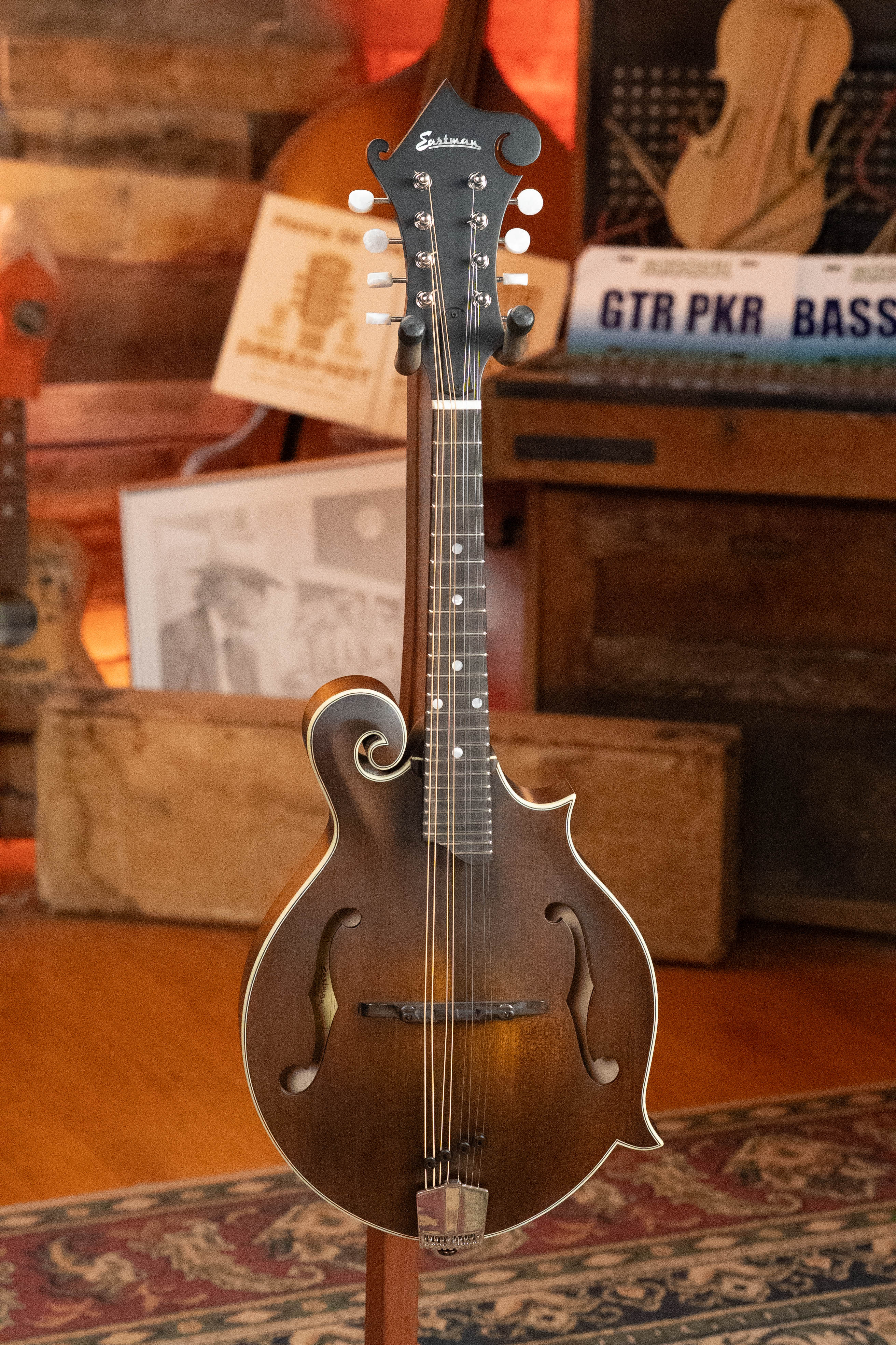 Eastman MD315 F-Style Hand-Carved Mandolin #0907