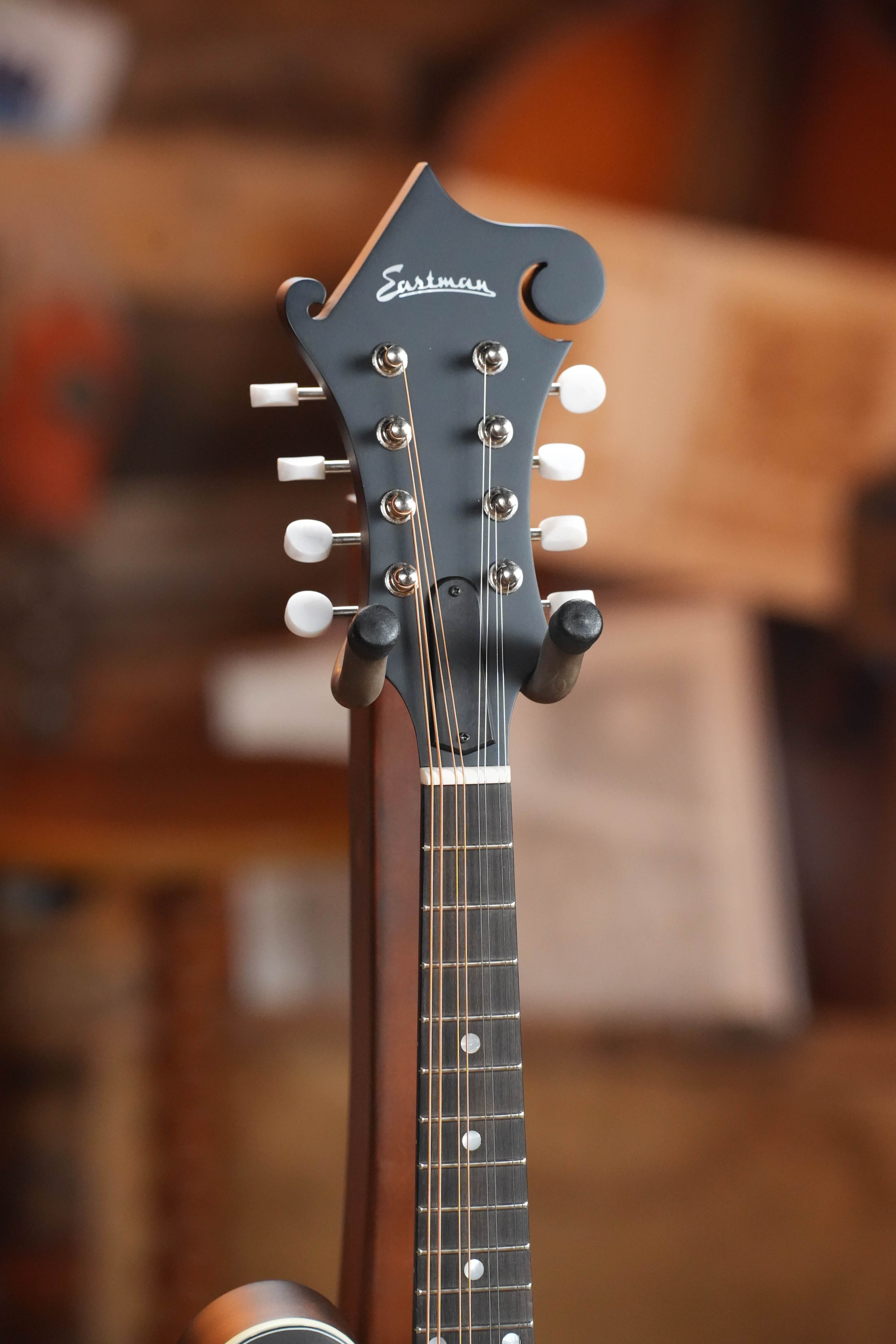 Eastman MD315 F-Style Hand-Carved Mandolin #1240