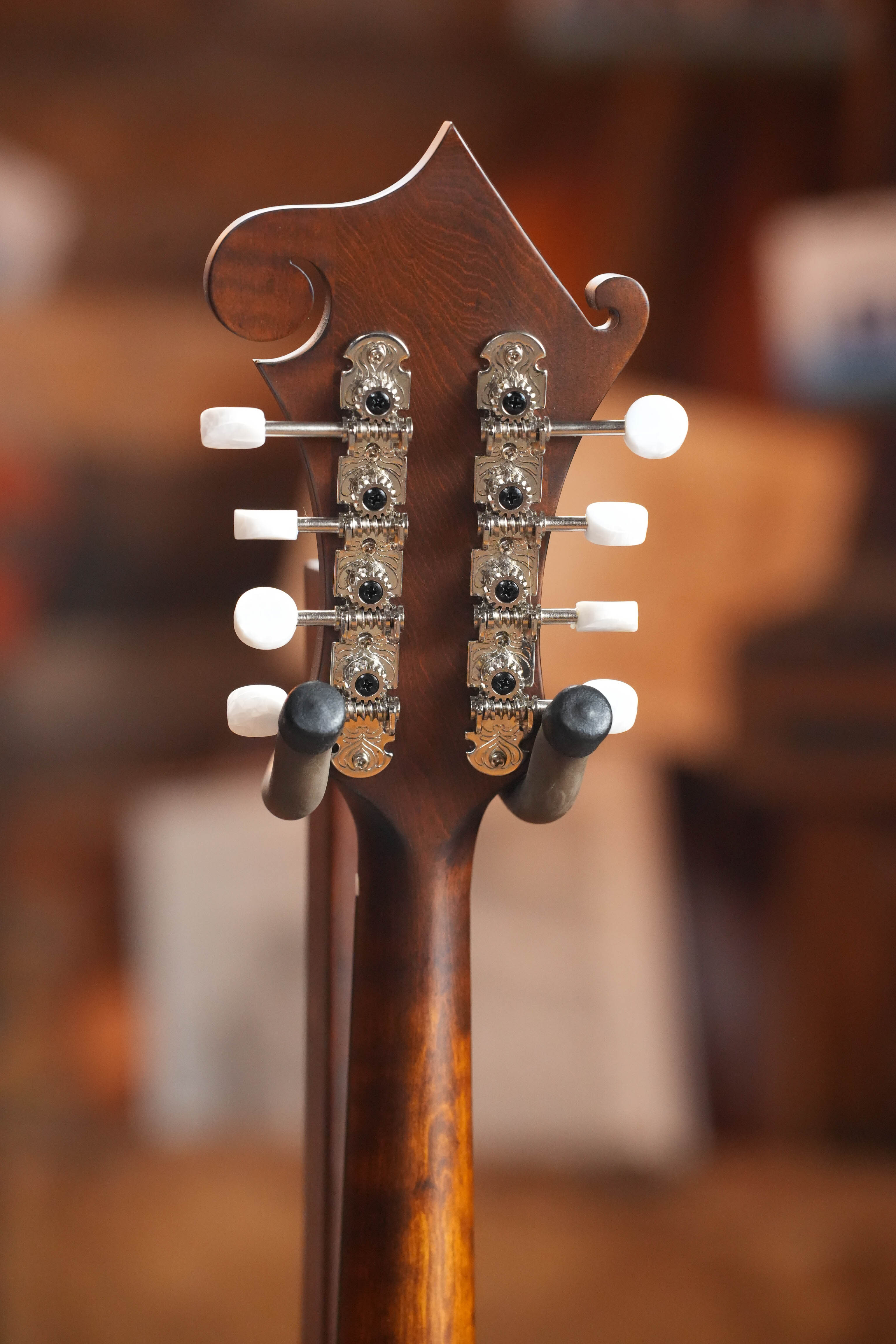 Eastman MD315 F-Style Hand-Carved Mandolin #2228