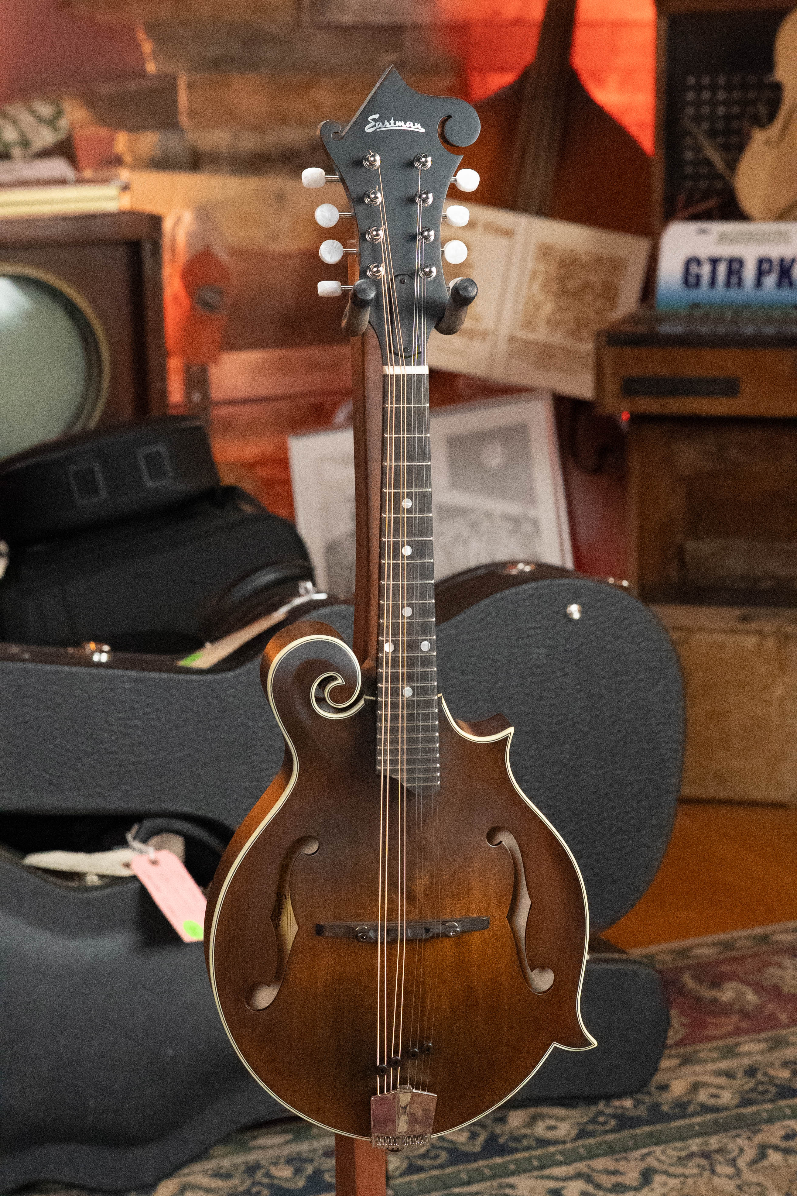 Eastman MD315 F-Style Hand-Carved Mandolin #2231