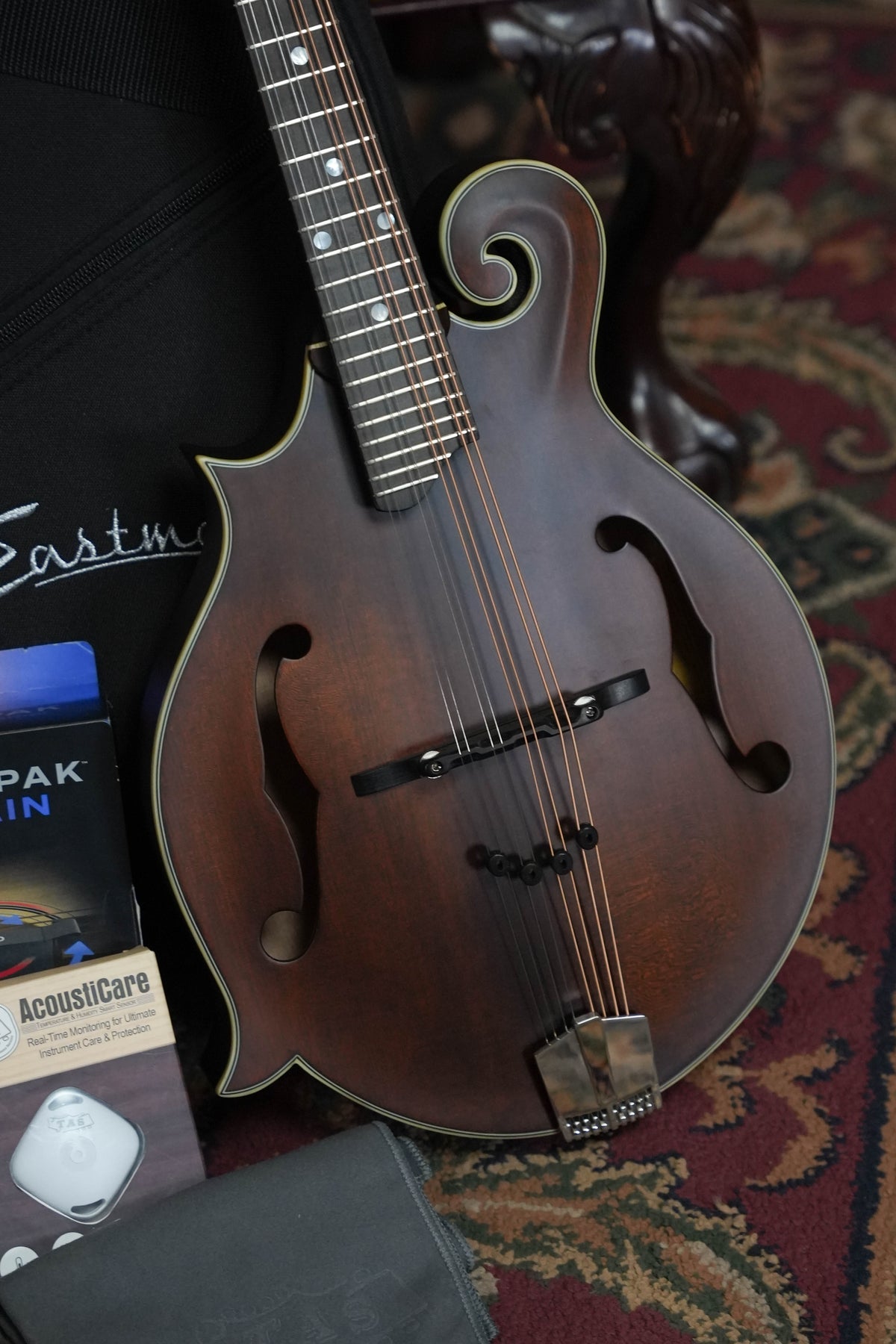 Eastman MD315L Left-Handed F-Style Hand-Carved Mandolin #2243