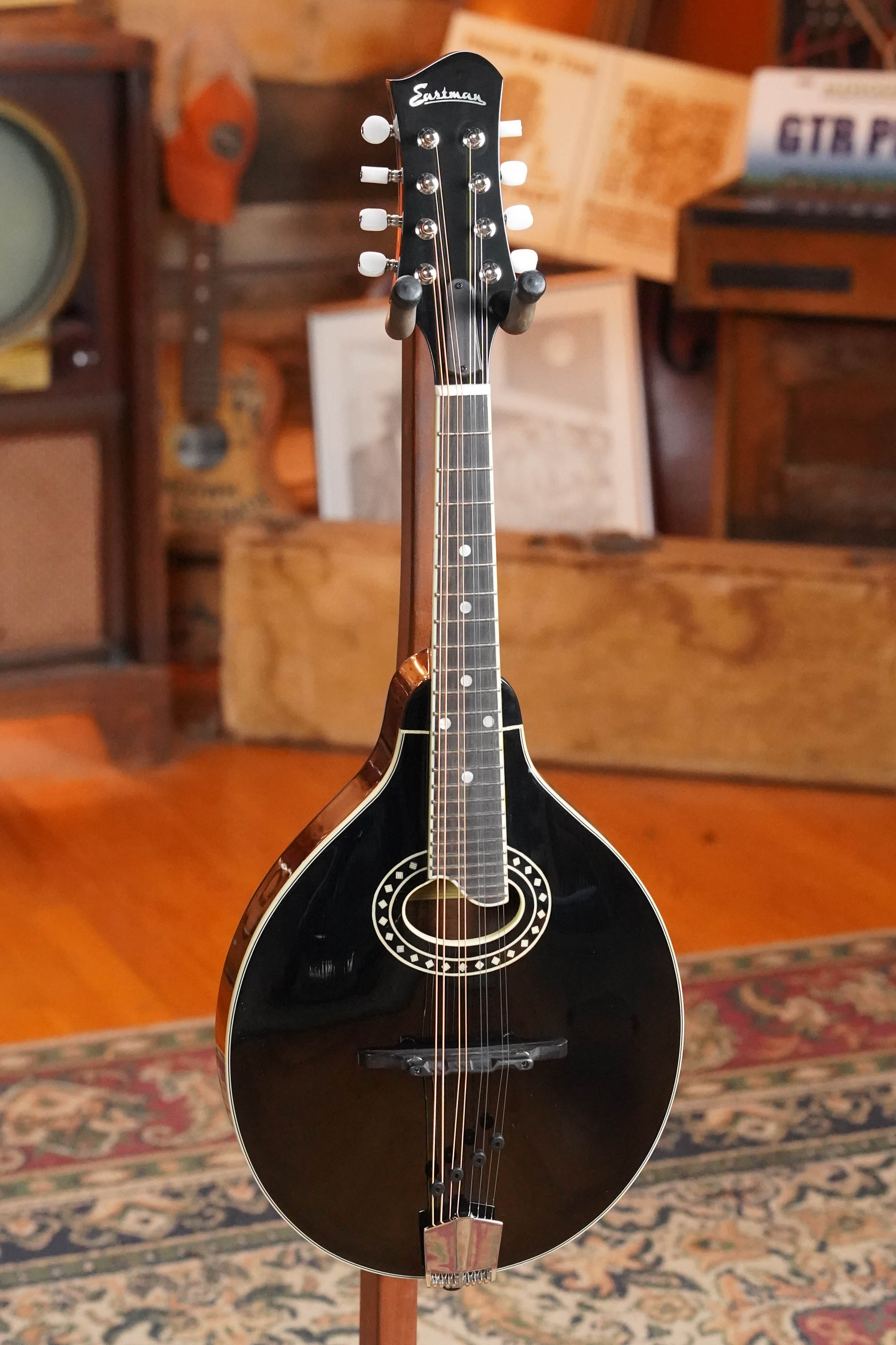 Eastman MD404-BK Spruce/Mahogany Black Top Oval Hole A-Style Mandolin #5549
