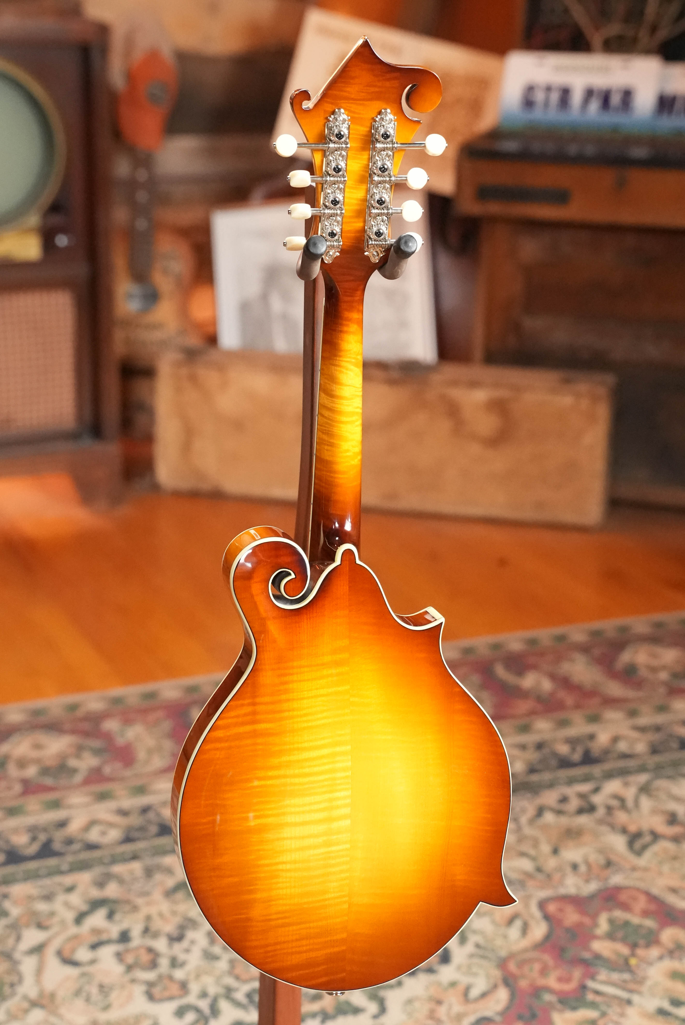 Eastman MD615L-GB Goldburst F-Style Mandolin w/K&K Pickup Left Handed Model #0486