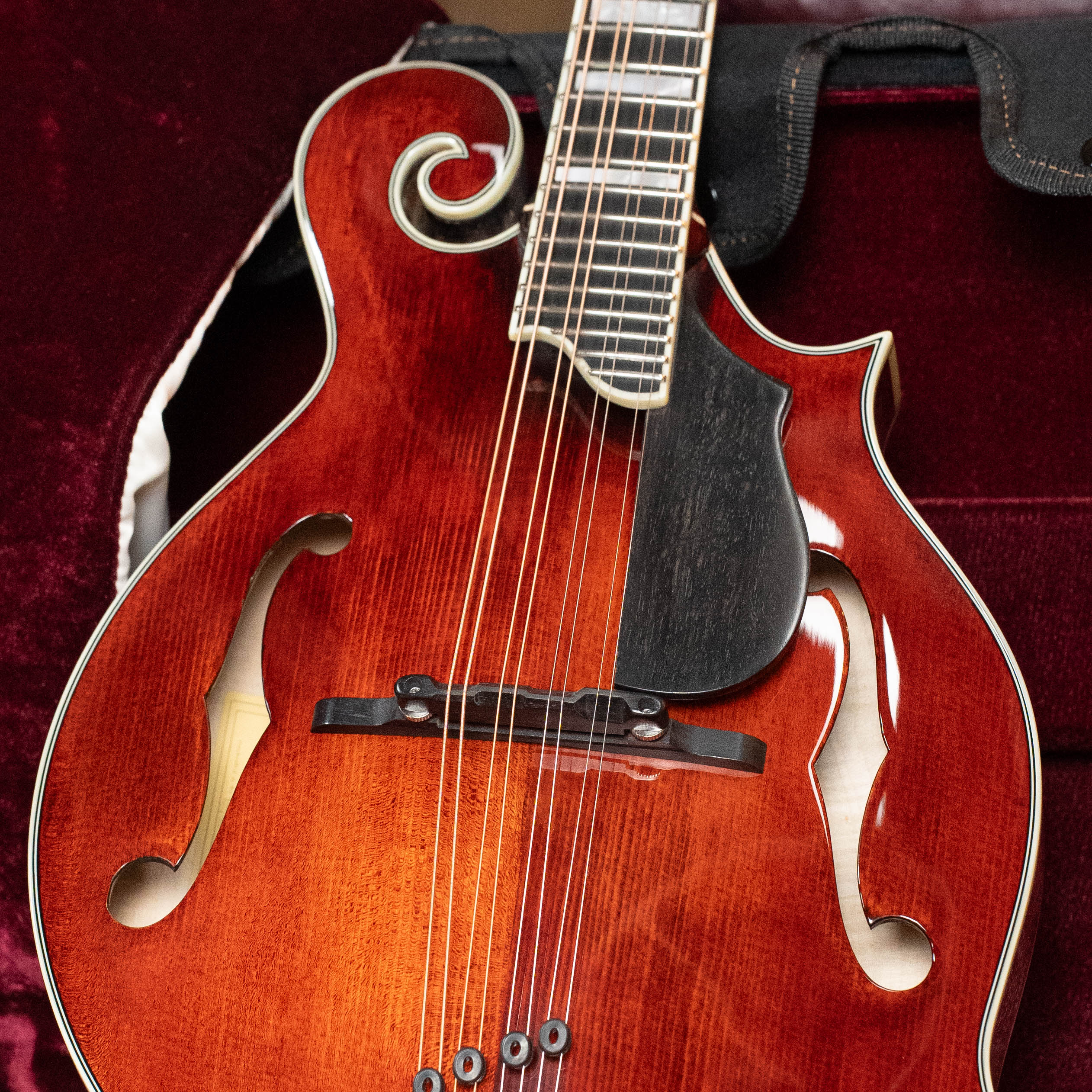 Eastman MD615 Spruce/Maple F-Style Mandolin w/K&K Pickup #3721