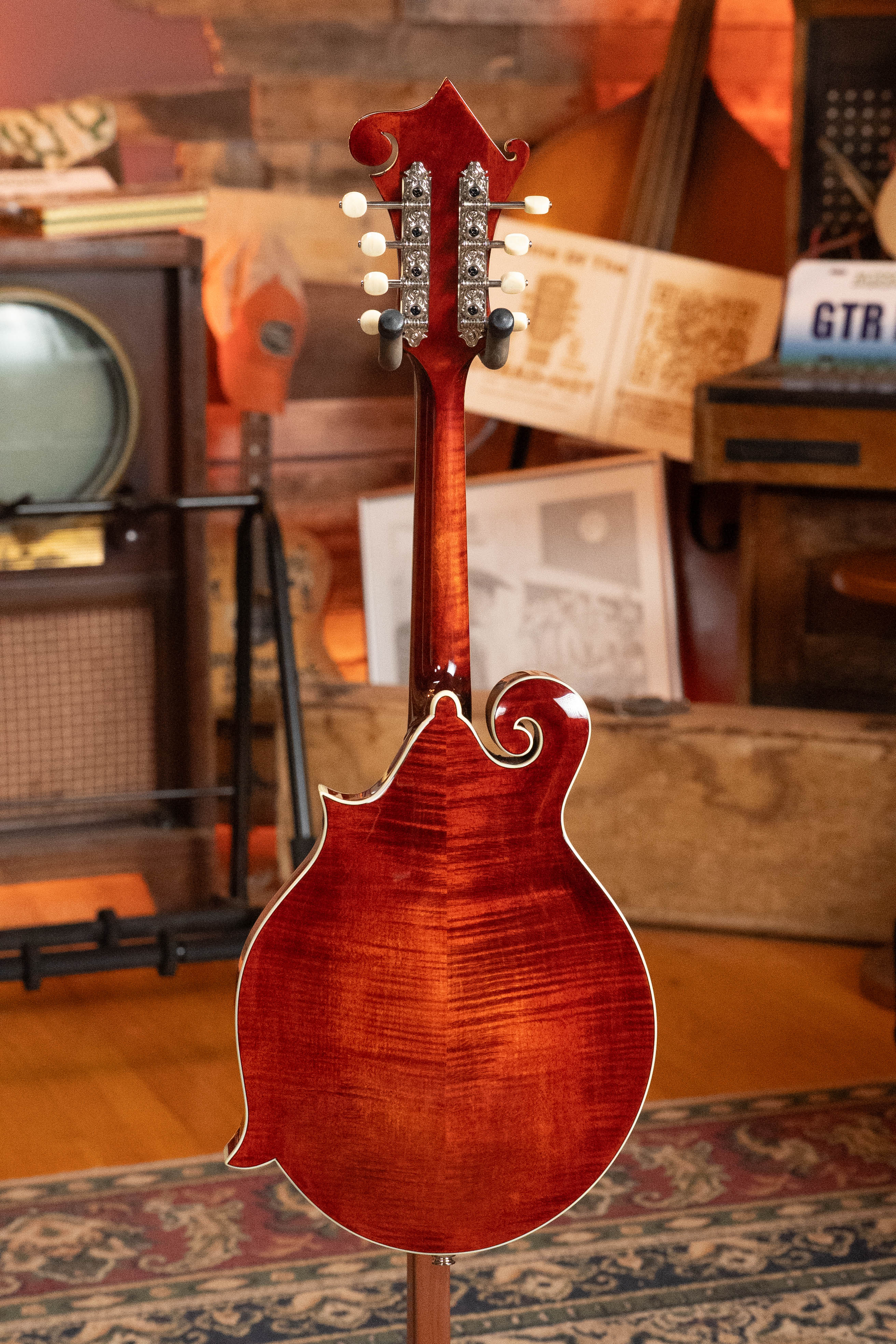 Eastman MD615 Spruce/Maple F-Style Mandolin w/K&K Pickup #3721