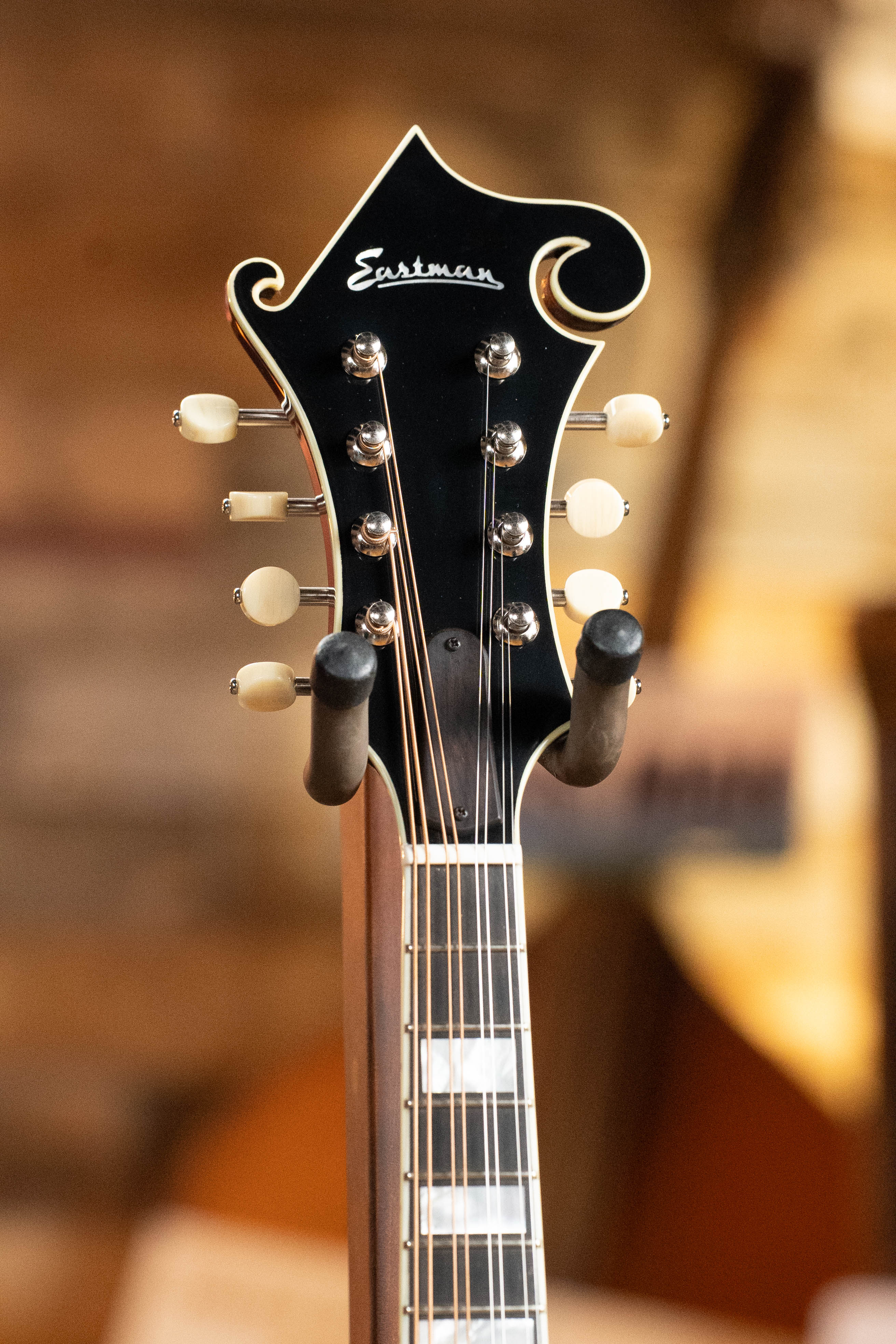 Eastman MD615 Spruce/Maple F-Style Mandolin w/K&K Pickup #4138