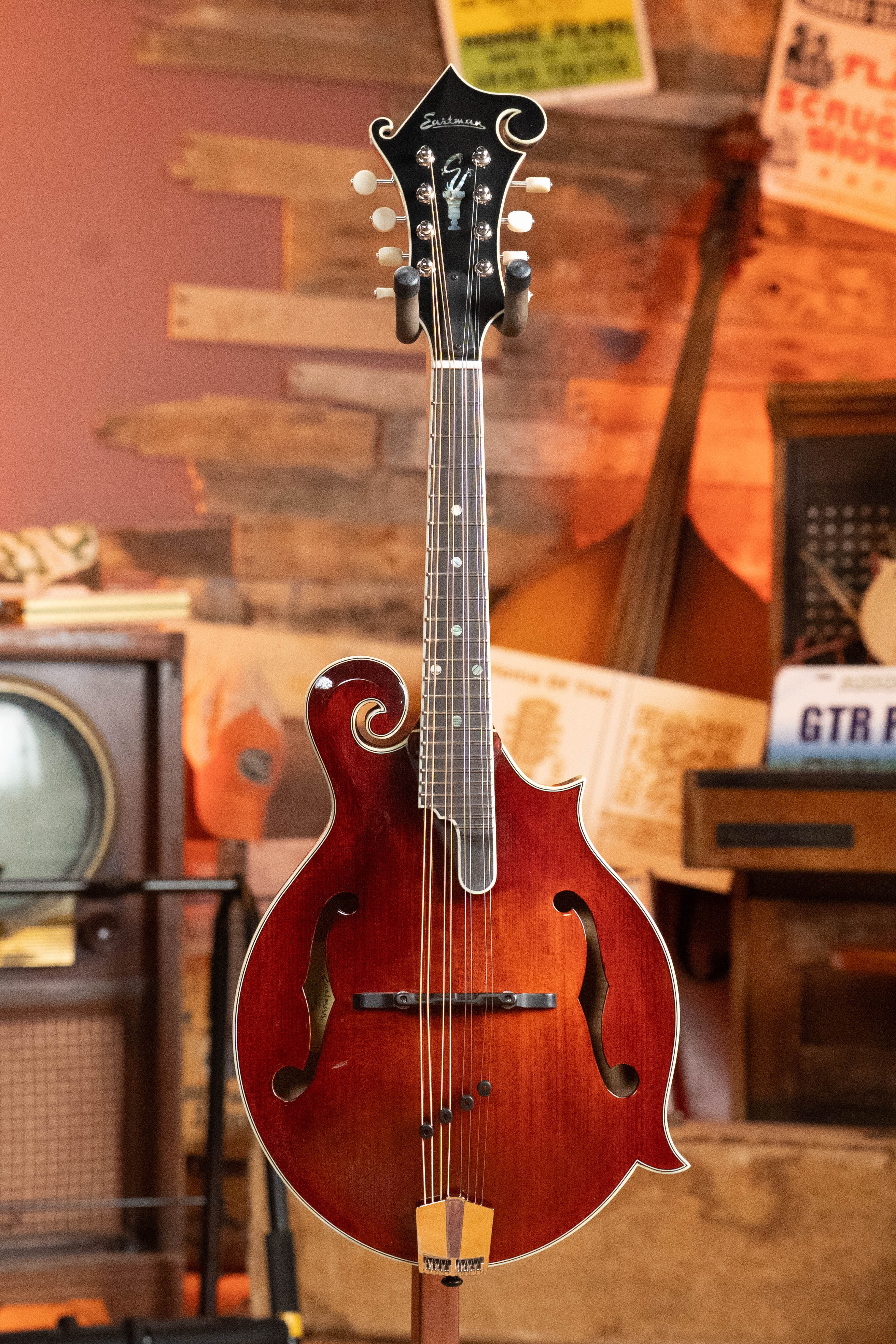 Eastman MD815 Adirondack Spruce/Flamed Maple F-Style Mandolin #1803