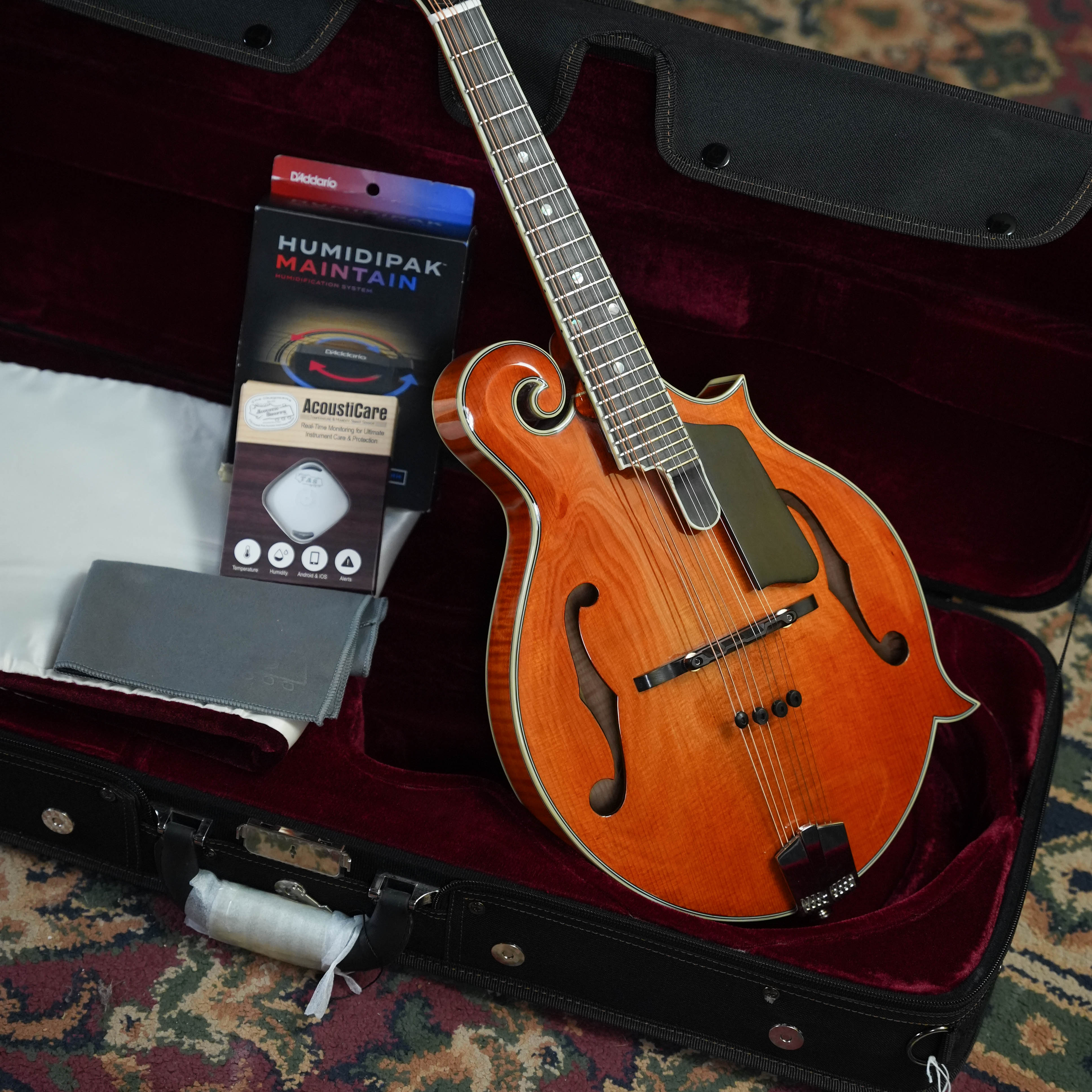 Eastman MD815PGE-HB F-Style Honeyburst Mandolin w/K&K Pickup #0663