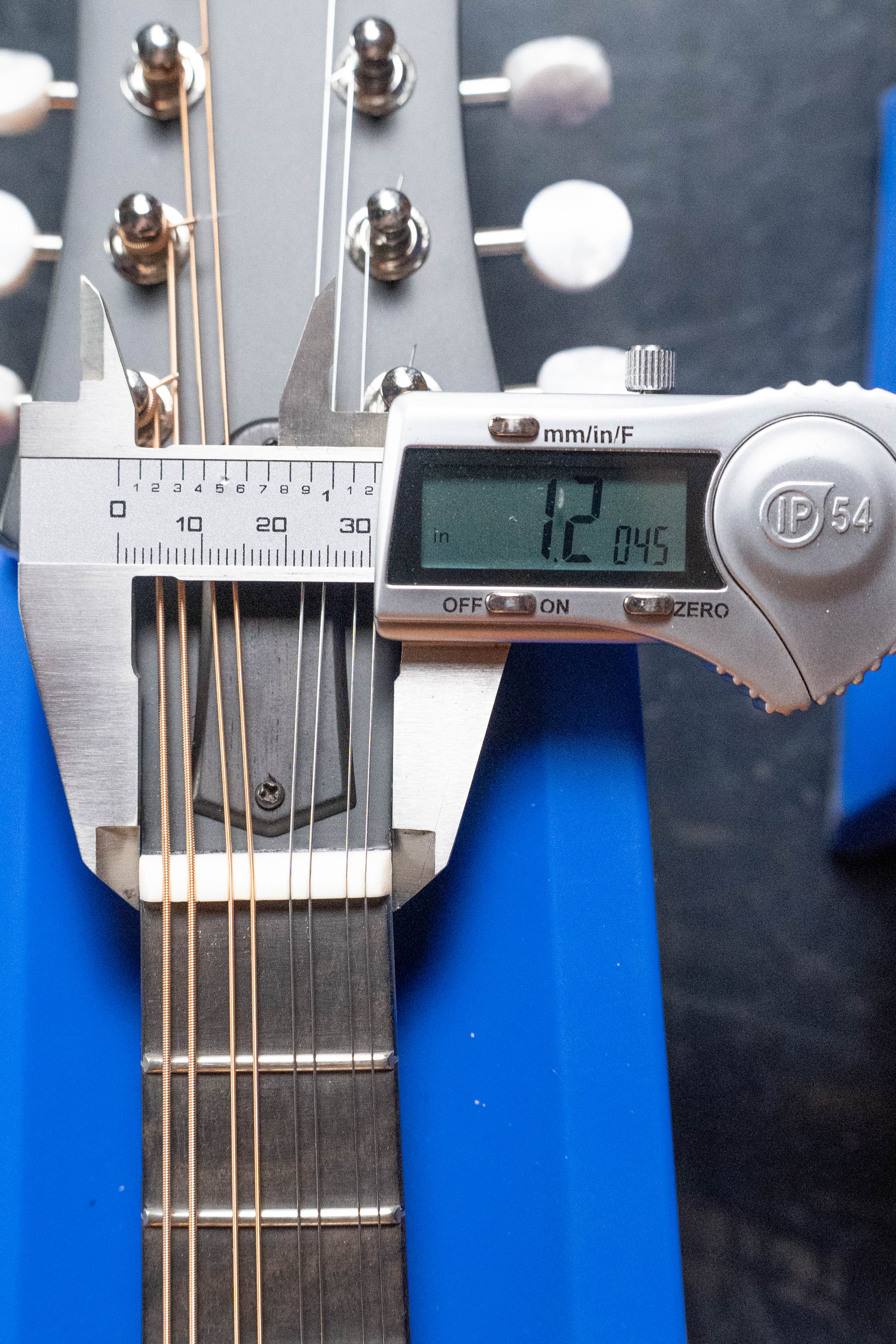 Eastman PCH-M104-GB Solid Spruce/Laminated Mahogany Goldburst Flattop A-Style Mandolin #0063