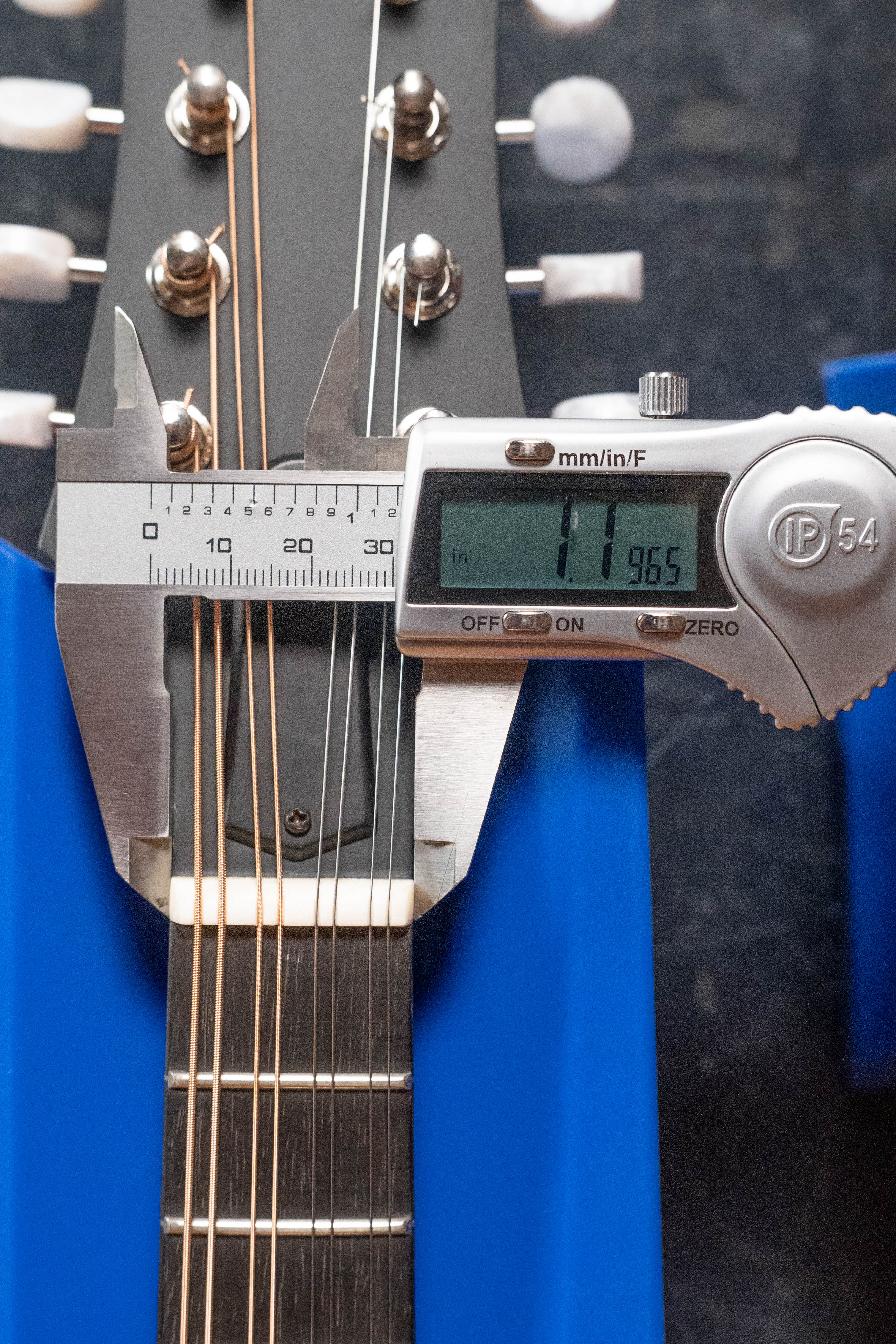 Eastman PCH-M104-GB Solid Spruce/Laminated Mahogany Goldburst Flattop A-Style Mandolin #1637