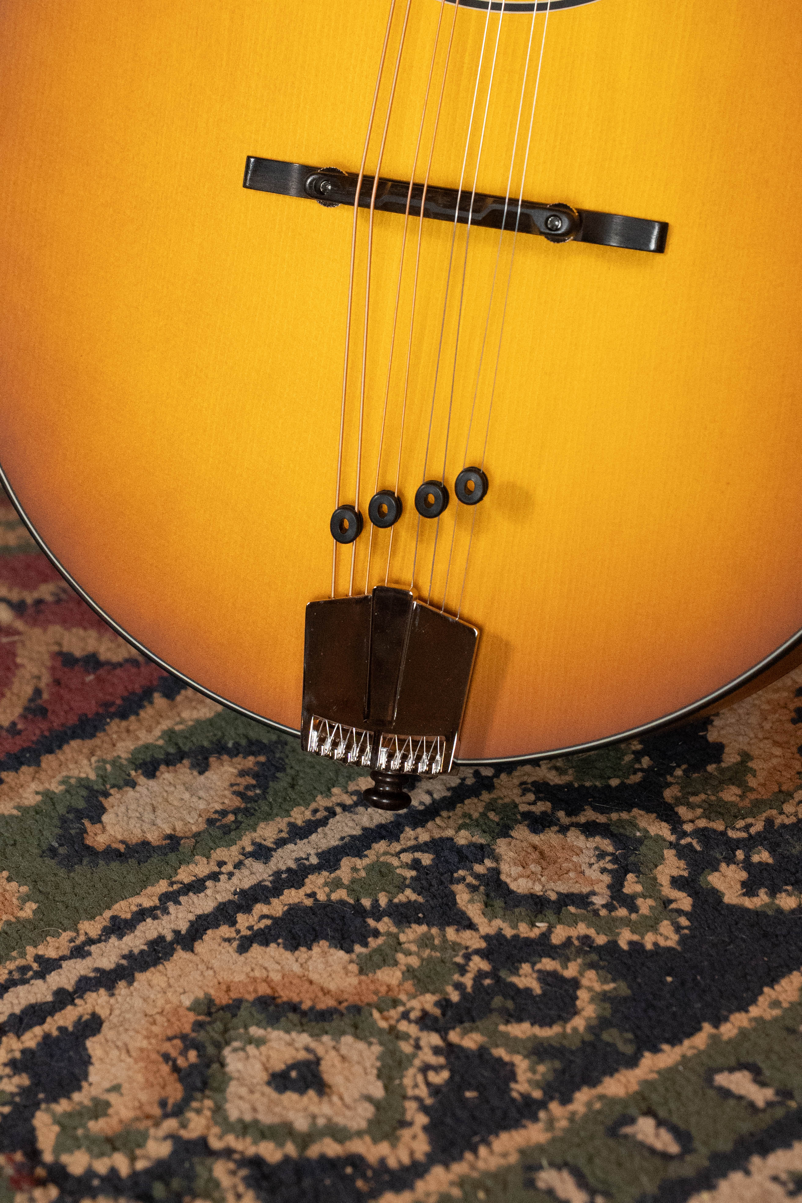 Eastman PCH-M104-GB Solid Spruce/Laminated Mahogany Goldburst Flattop A-Style Mandolin #1637