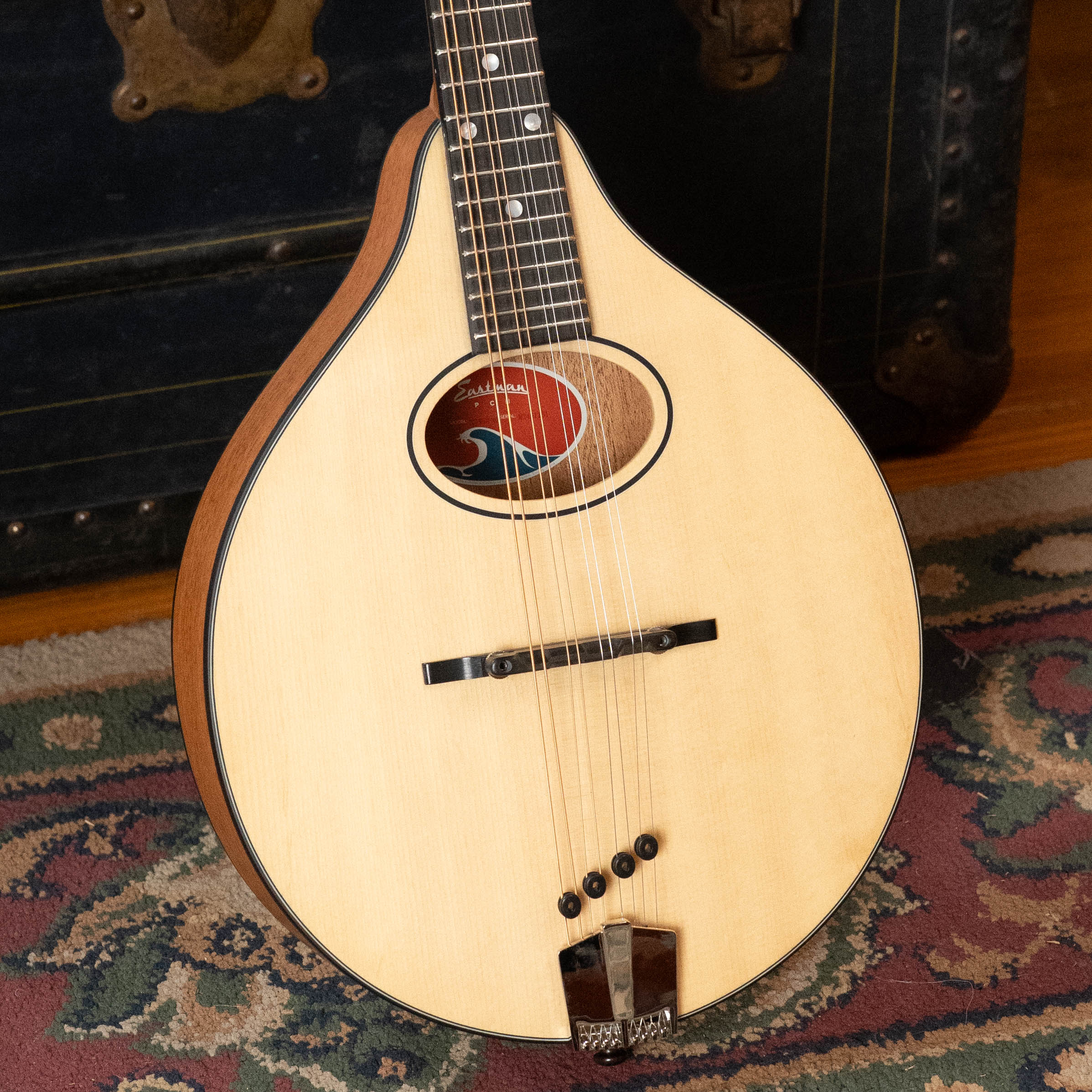 Eastman PCH-M104-NAT Solid Spruce/Laminated Mahogany Natural Flattop A-Style Mandolin #1151