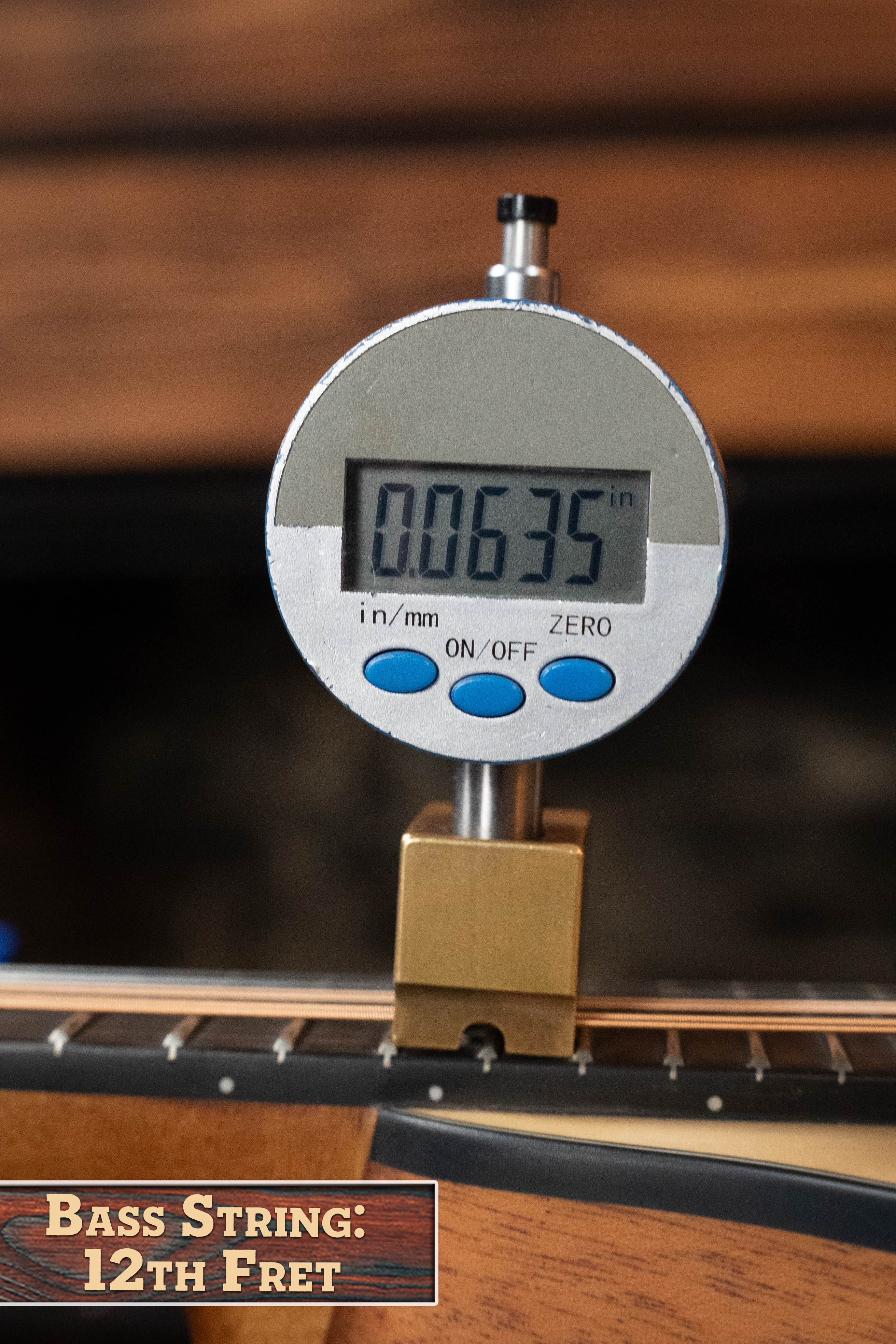 Eastman PCH-M104-NAT Solid Spruce/Laminated Mahogany Natural Flattop A-Style Mandolin #1151