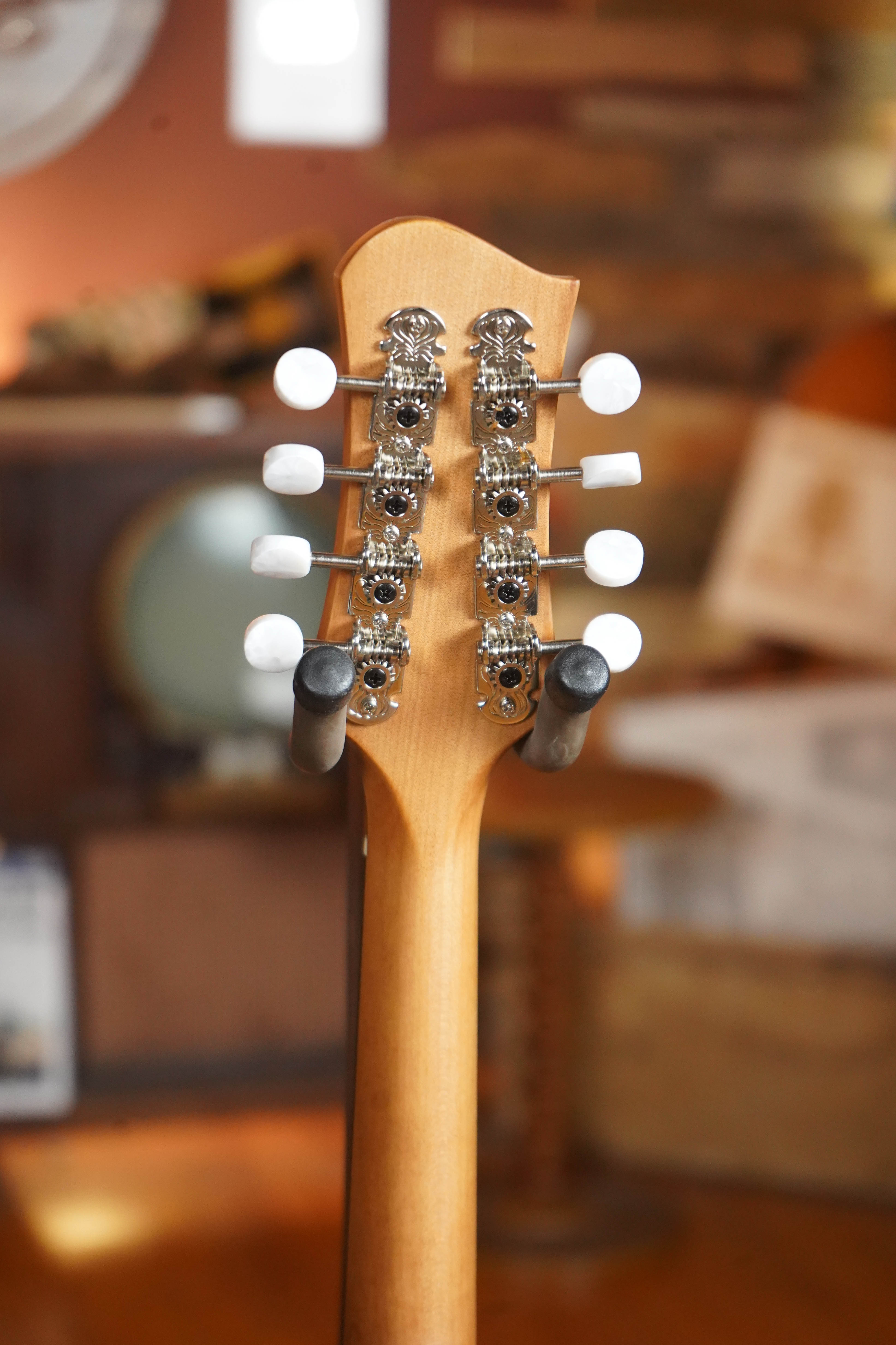 Eastman PCH-M104-NAT Solid Spruce/Laminated Mahogany Natural Flattop A-Style Mandolin #1187