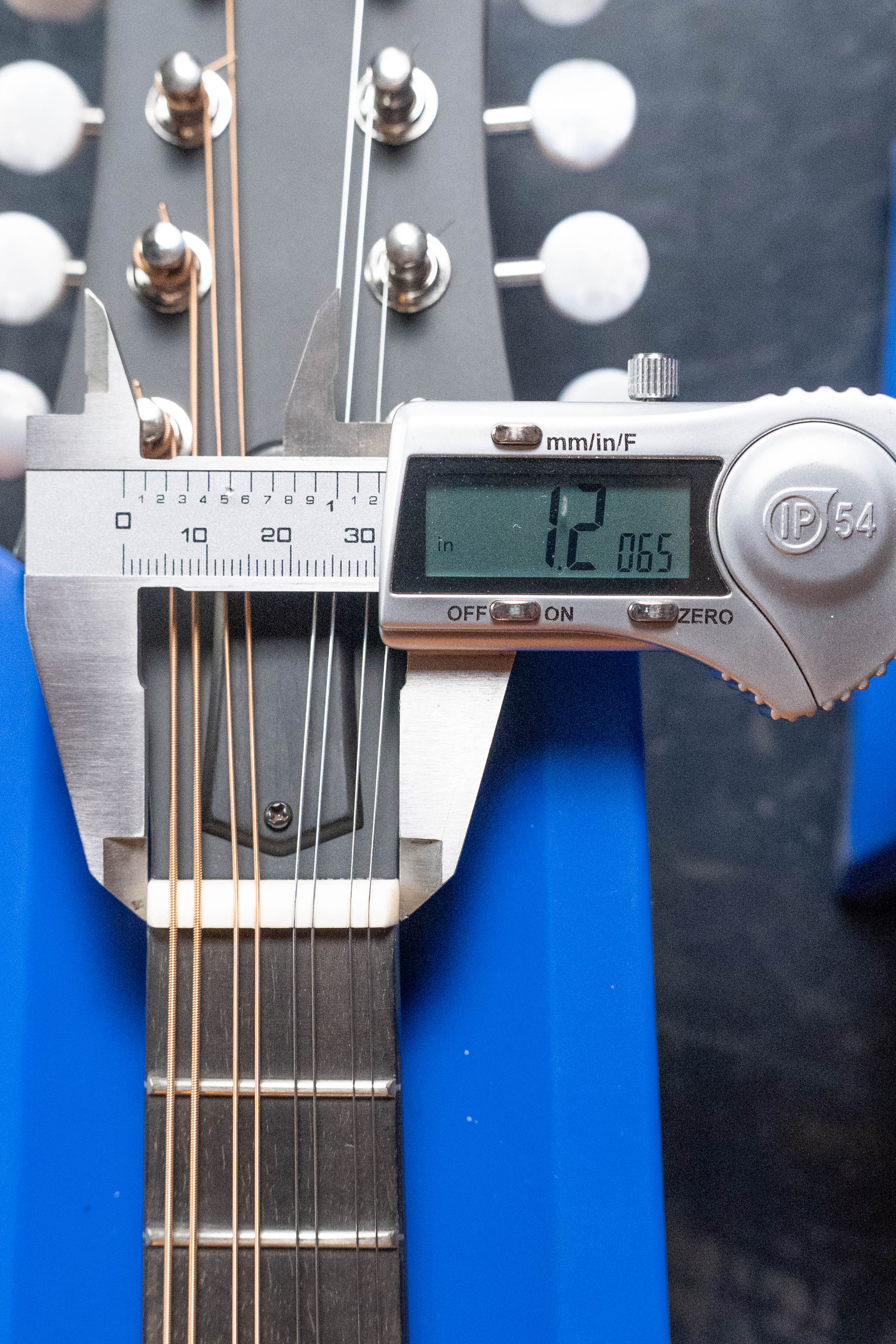 Eastman PCH-M104-NAT Solid Spruce/Laminated Mahogany Natural Flattop A-Style Mandolin #1234