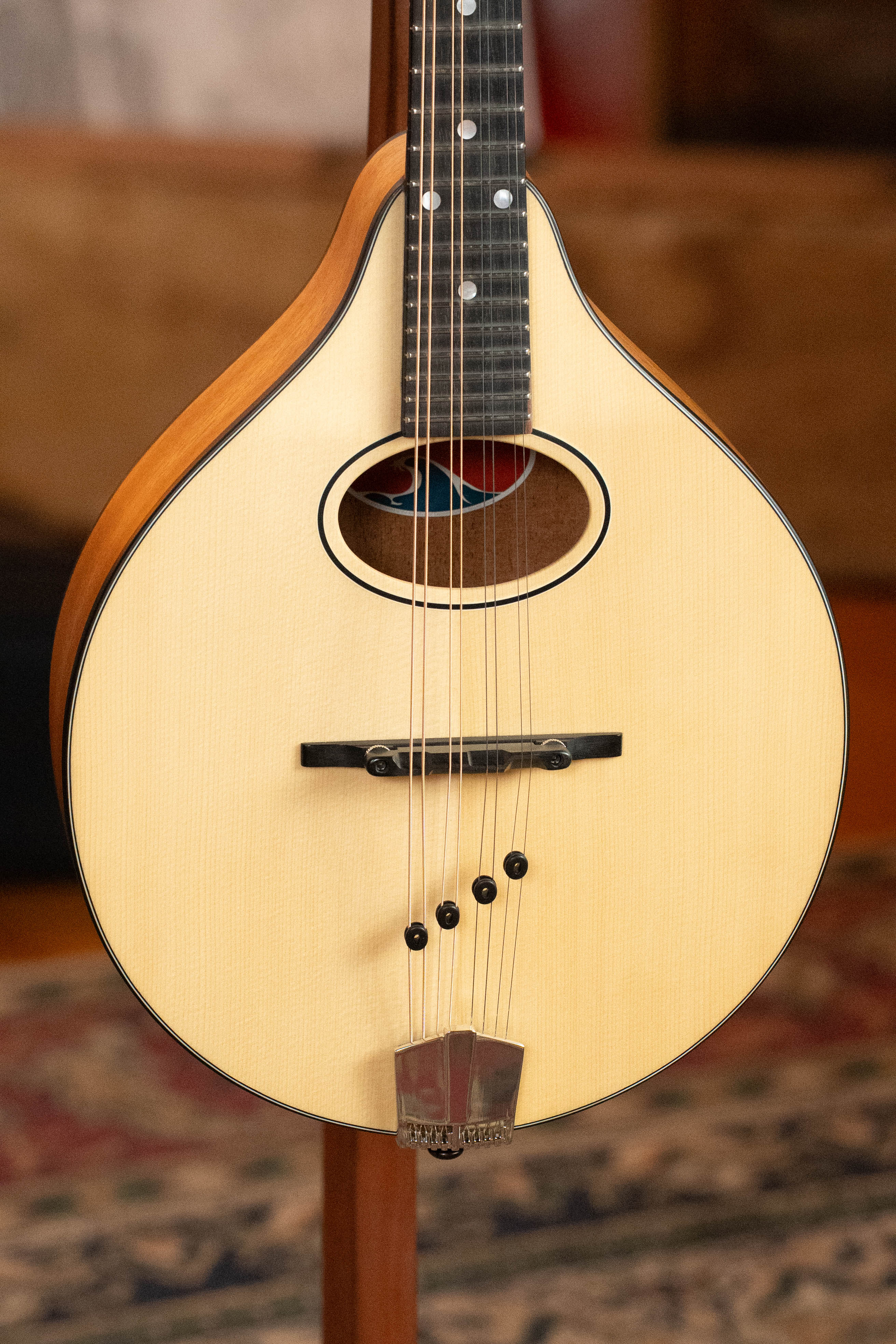 Eastman PCH-M104-NAT Solid Spruce/Laminated Mahogany Natural Flattop A-Style Mandolin #1239