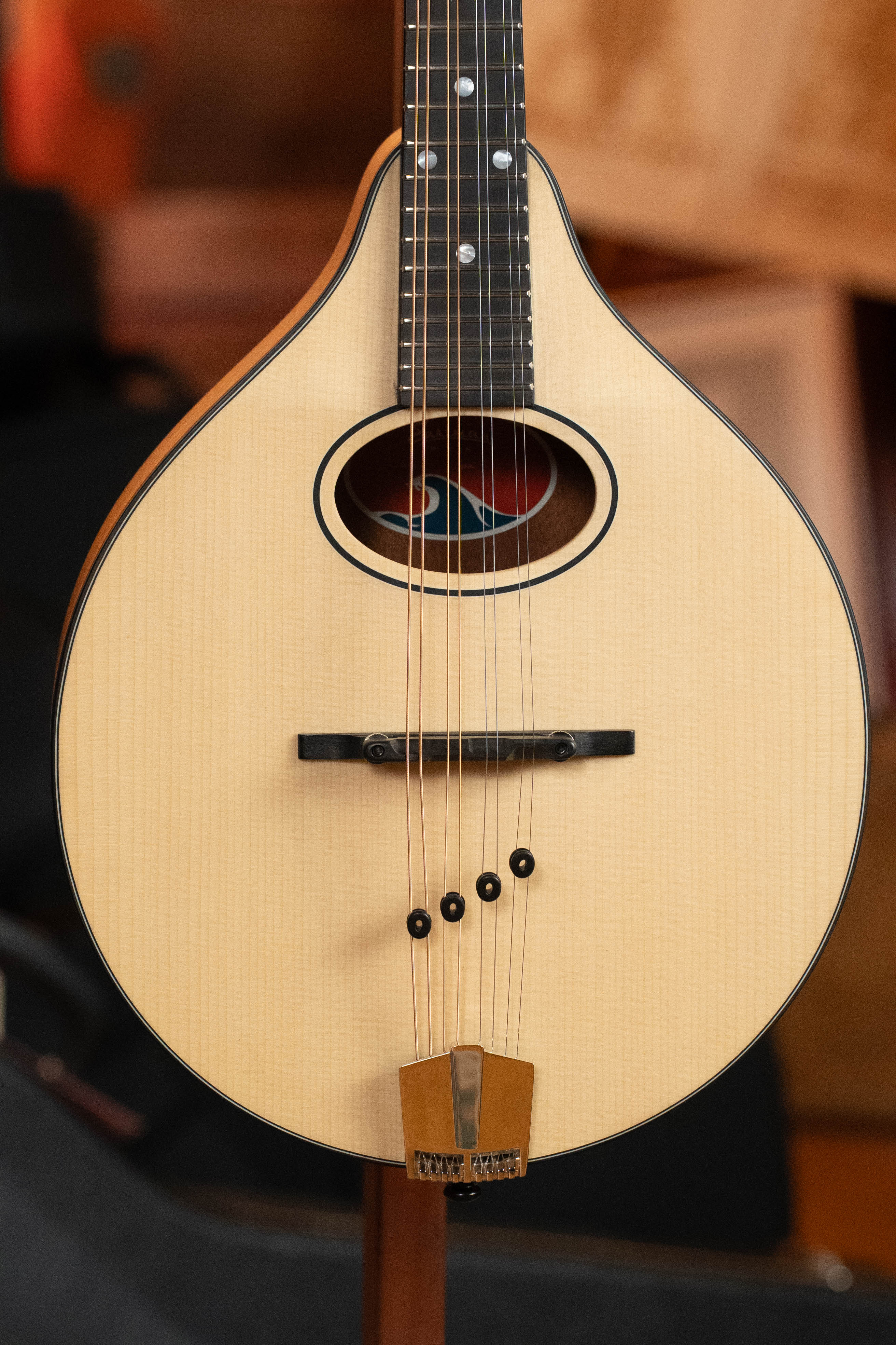 Eastman PCH-M104-NAT Solid Spruce/Laminated Mahogany Natural Flattop A-Style Mandolin #1891