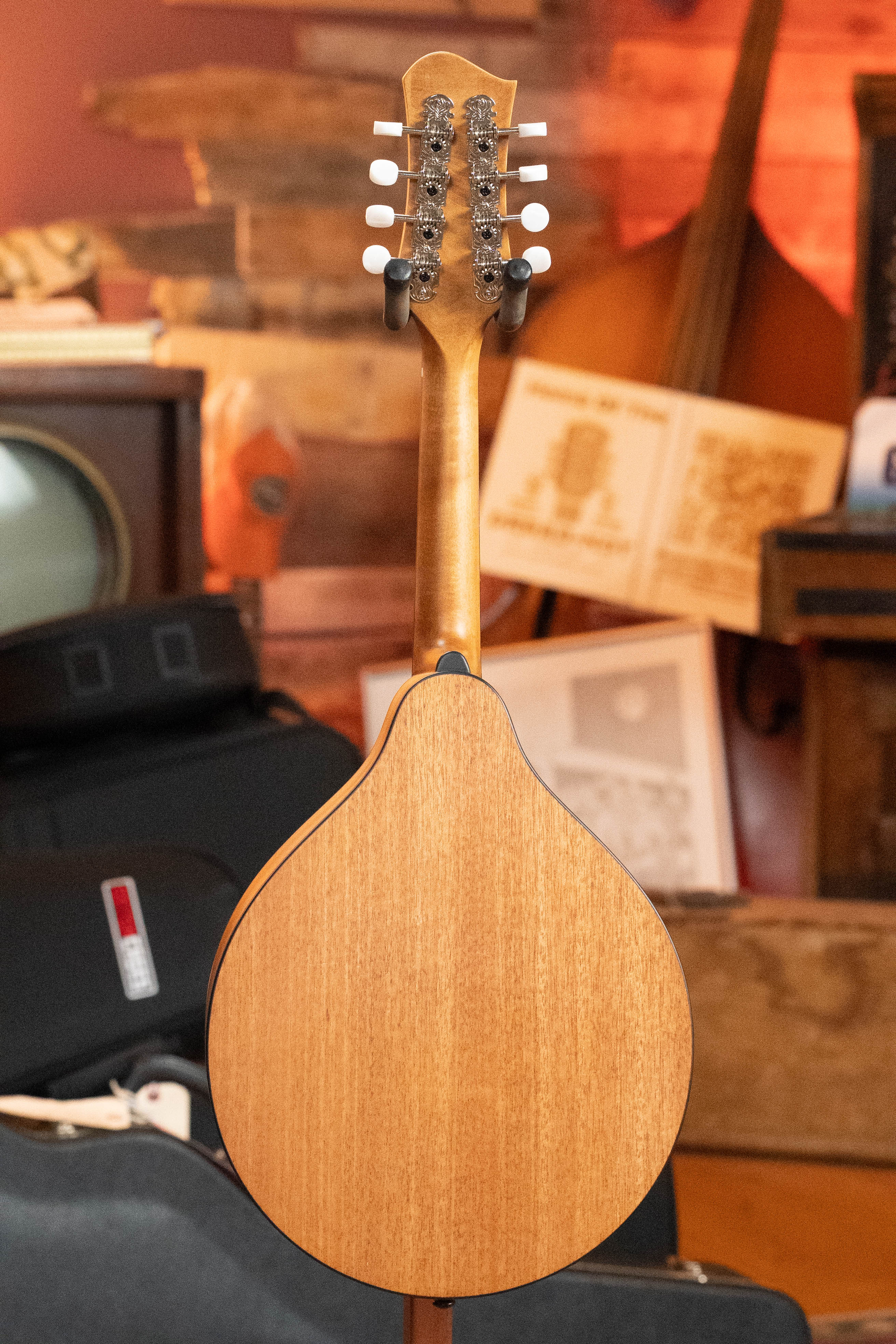 Eastman PCH-M104 Solid Spruce/Laminated Mahogany Flattop A-Style Mandolin #1520