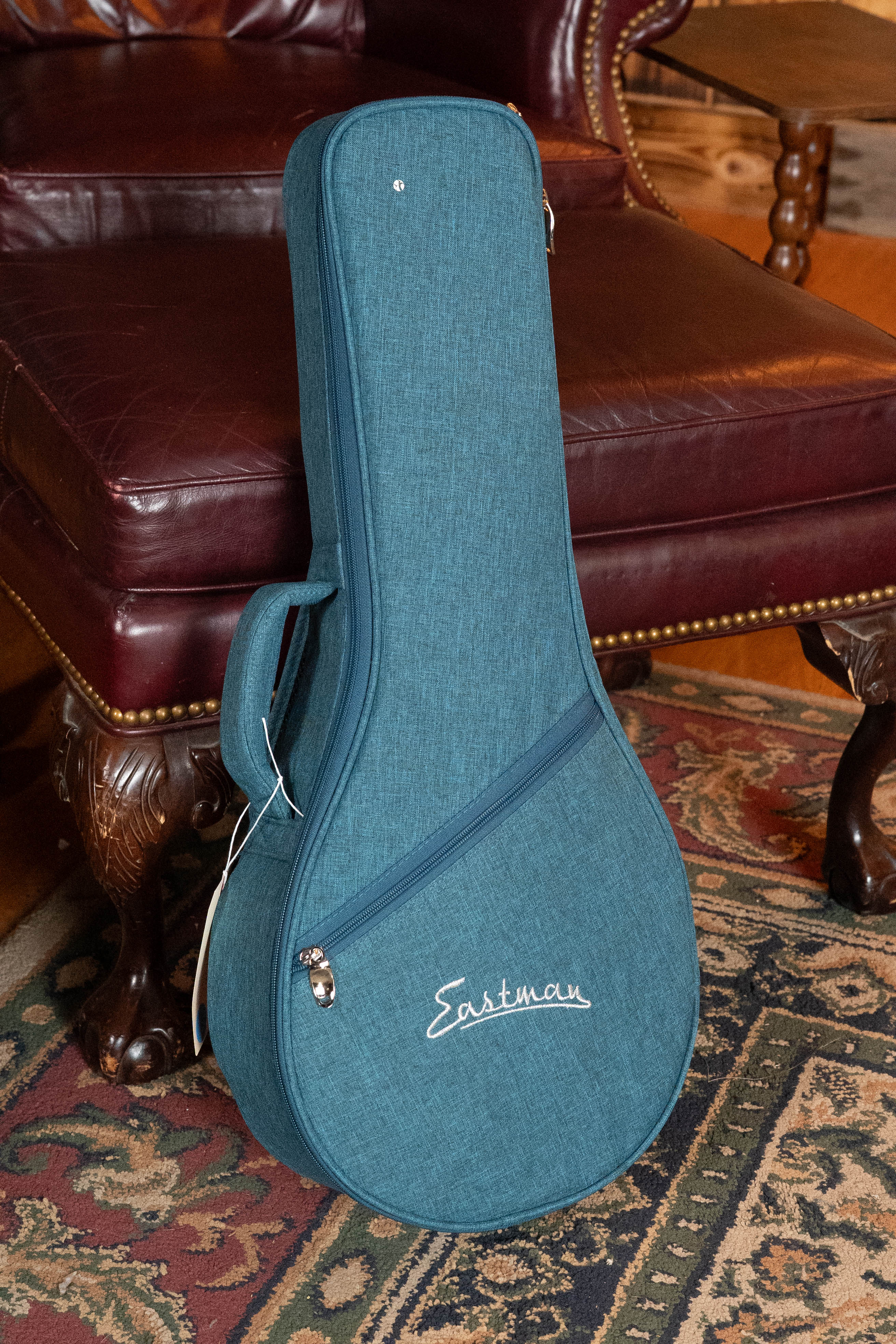 Eastman PCH-M104 Solid Spruce/Laminated Mahogany Flattop A-Style Mandolin #1750