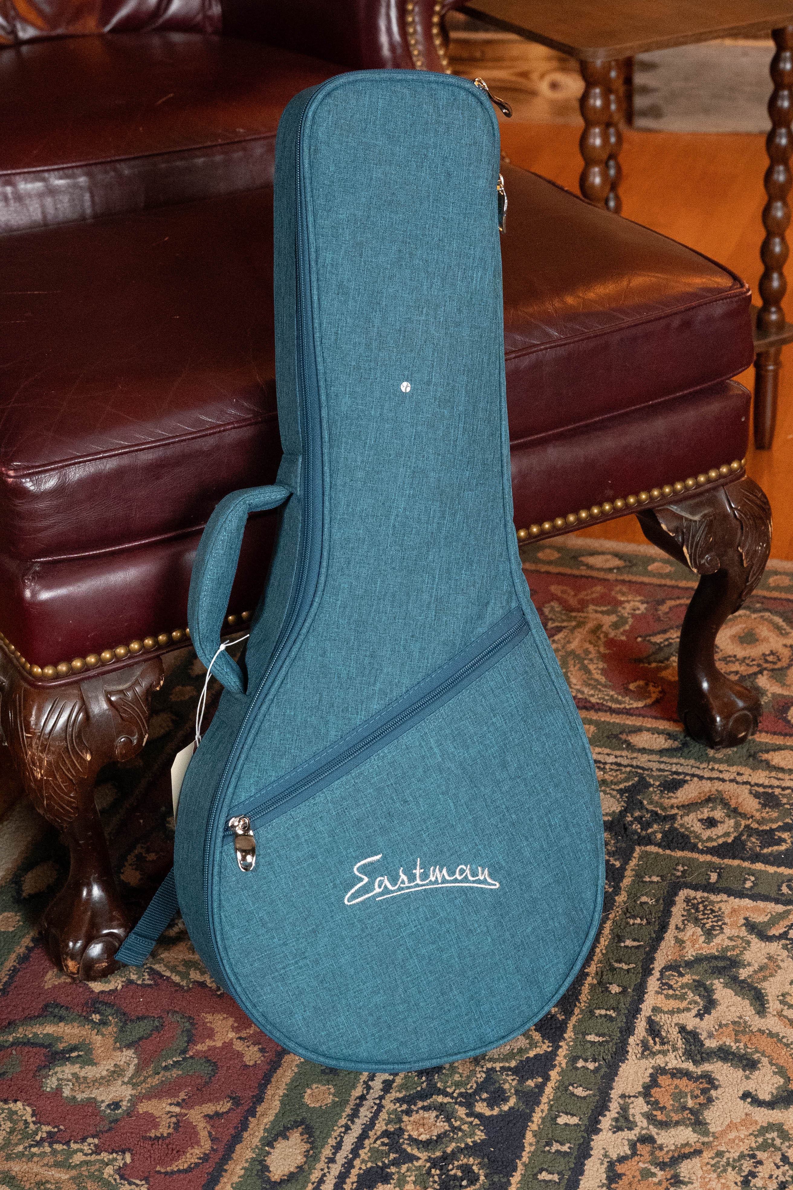 Eastman PCH-M104 Solid Spruce/Laminated Mahogany Flattop A-Style Mandolin #1752