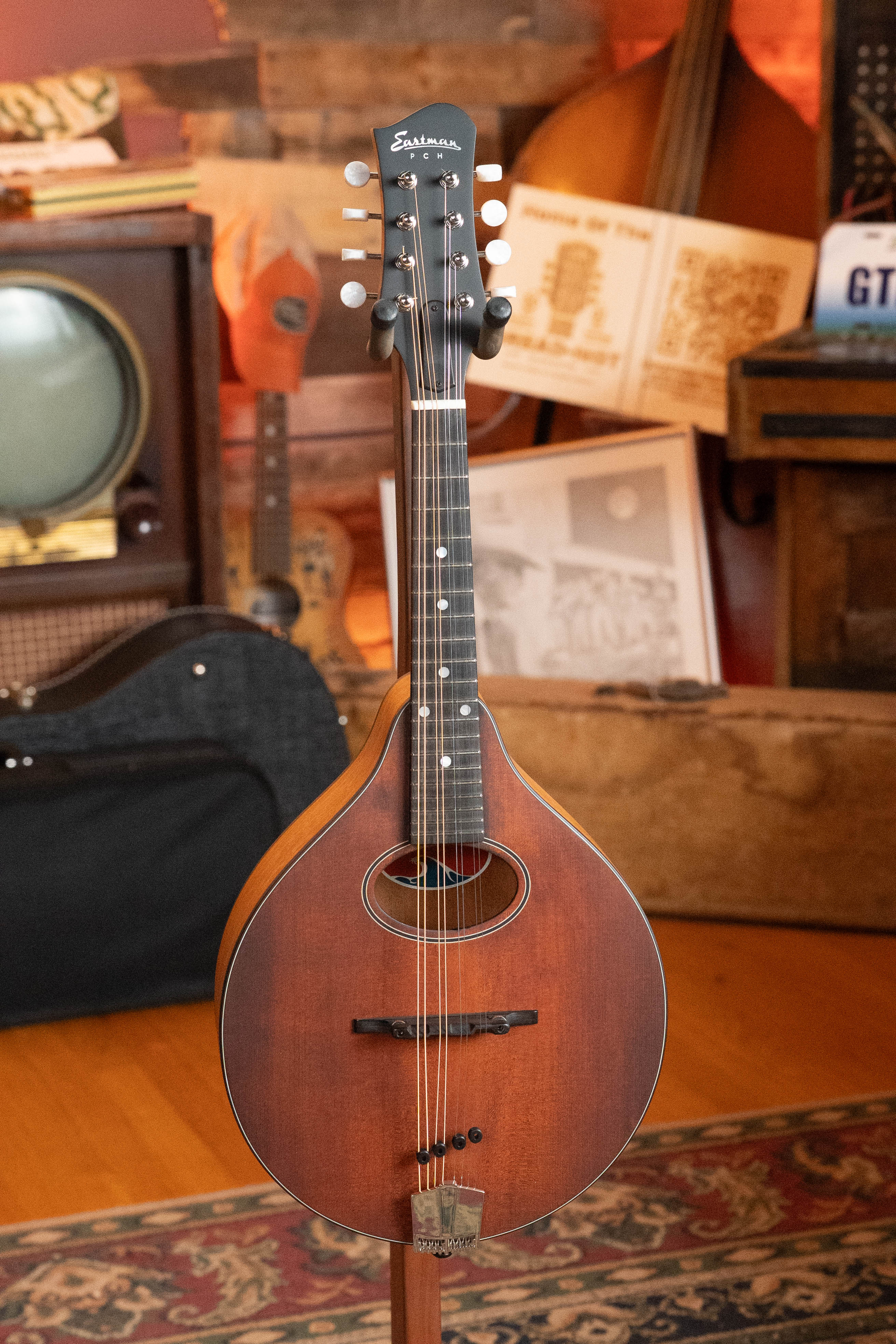 Eastman PCH-M104 Solid Spruce/Laminated Mahogany Flattop A-Style Mandolin #1752
