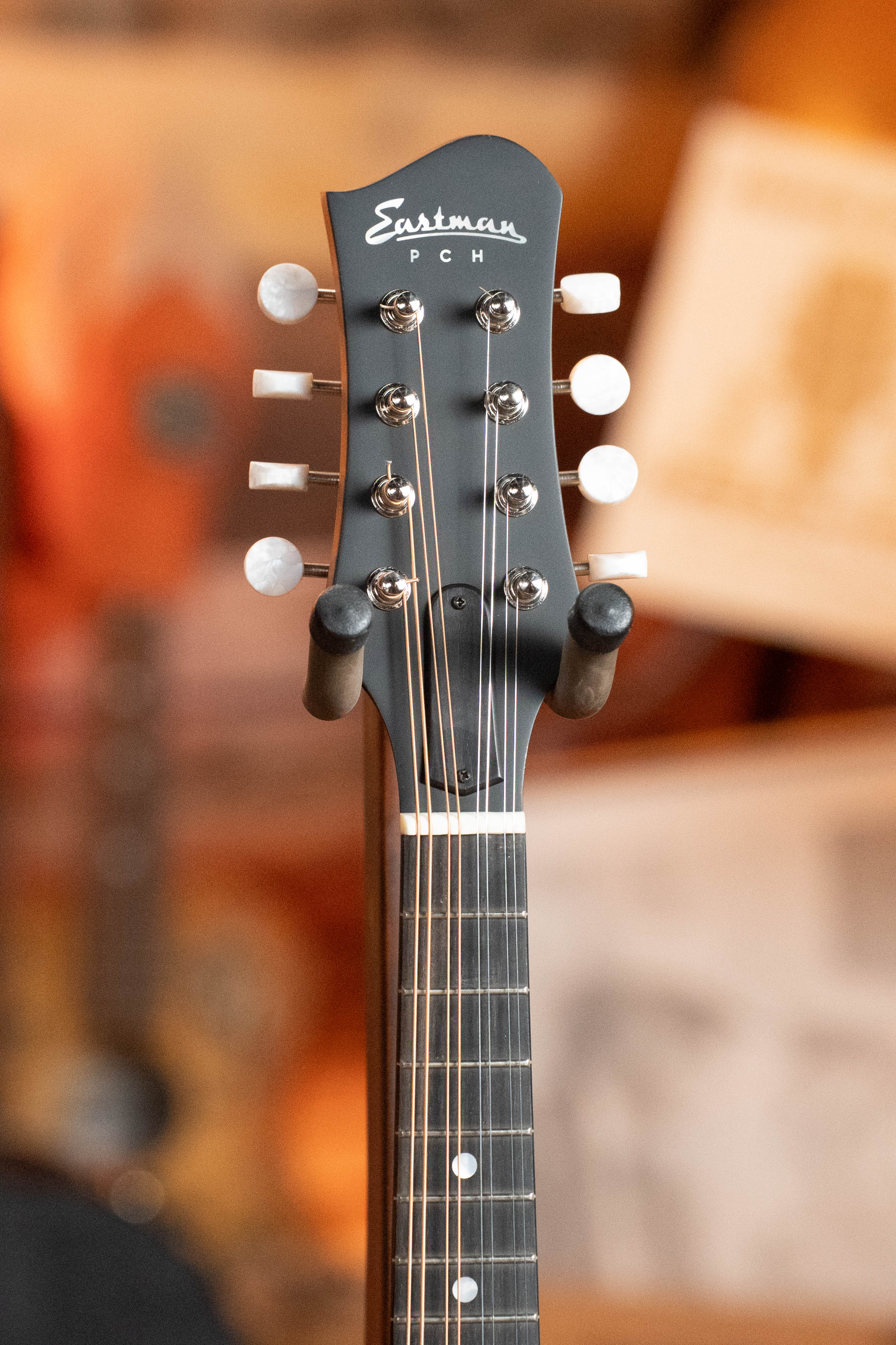 Eastman PCH-M104 Solid Spruce/Laminated Mahogany Flattop A-Style Mandolin #1752