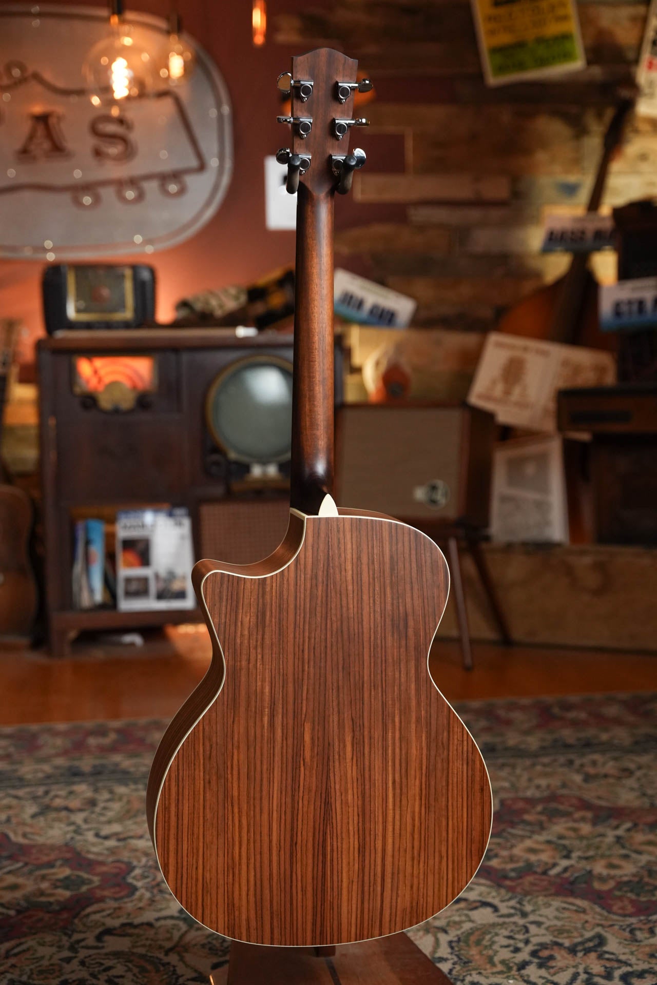 Eastman PCH2-GACE Grand Auditorium Guitar w/Pickup #9031