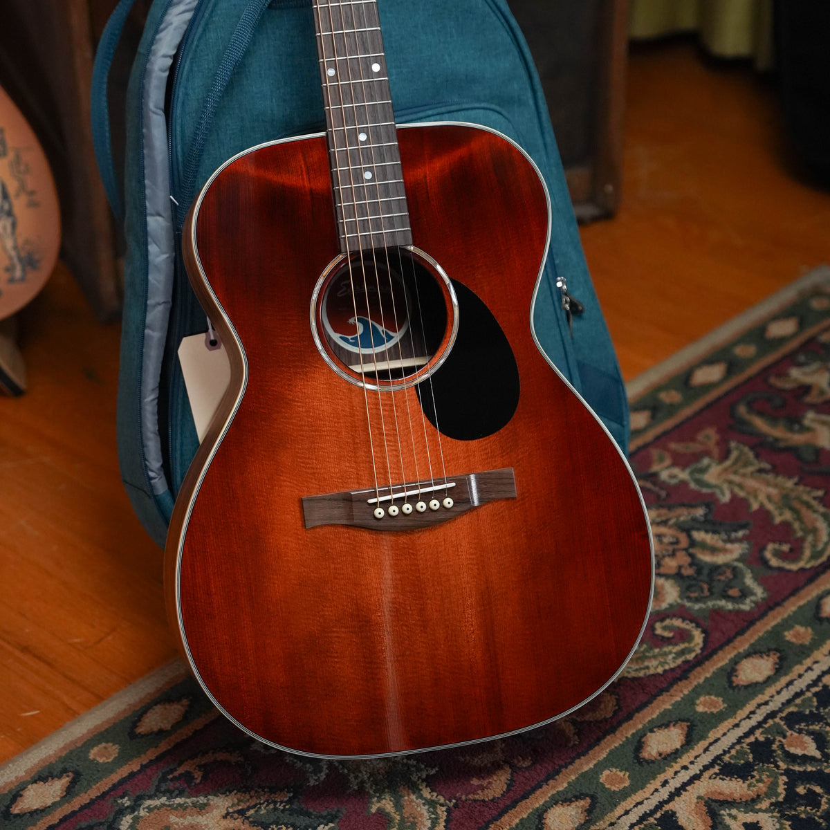 Eastman PCH2-OM-CLA Classic Finish Orchestra Model Acoustic Guitar #0482