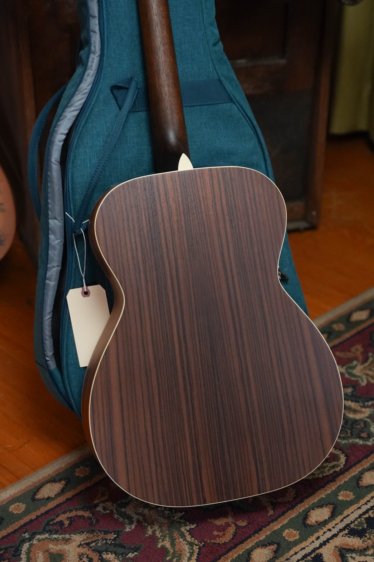 Eastman PCH2-OM-CLA Classic Finish Orchestra Model Acoustic Guitar #0482