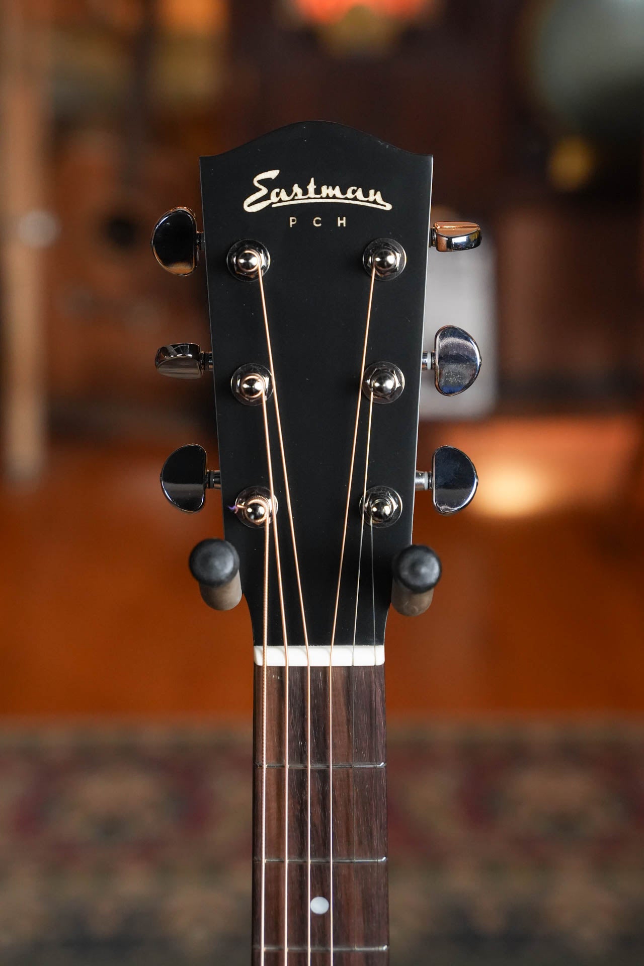 Eastman PCH2-OM-CLA Classic Finish Orchestra Model Acoustic Guitar #4827