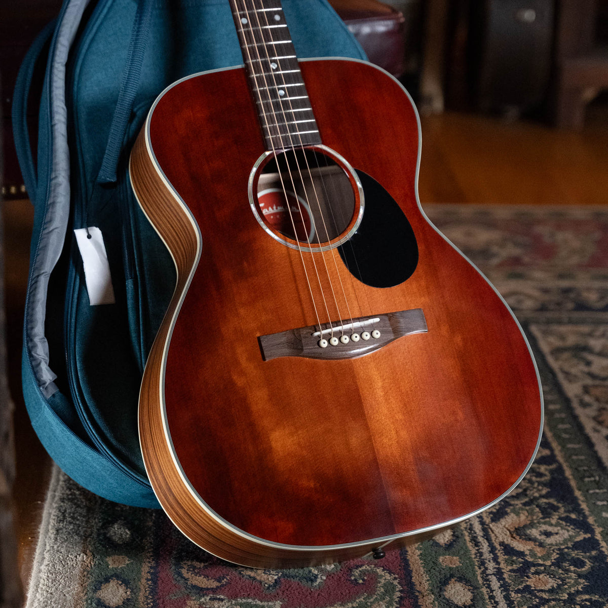 Eastman PCH2-OM-CLA Classic Orchestra Model Acoustic Guitar #8642