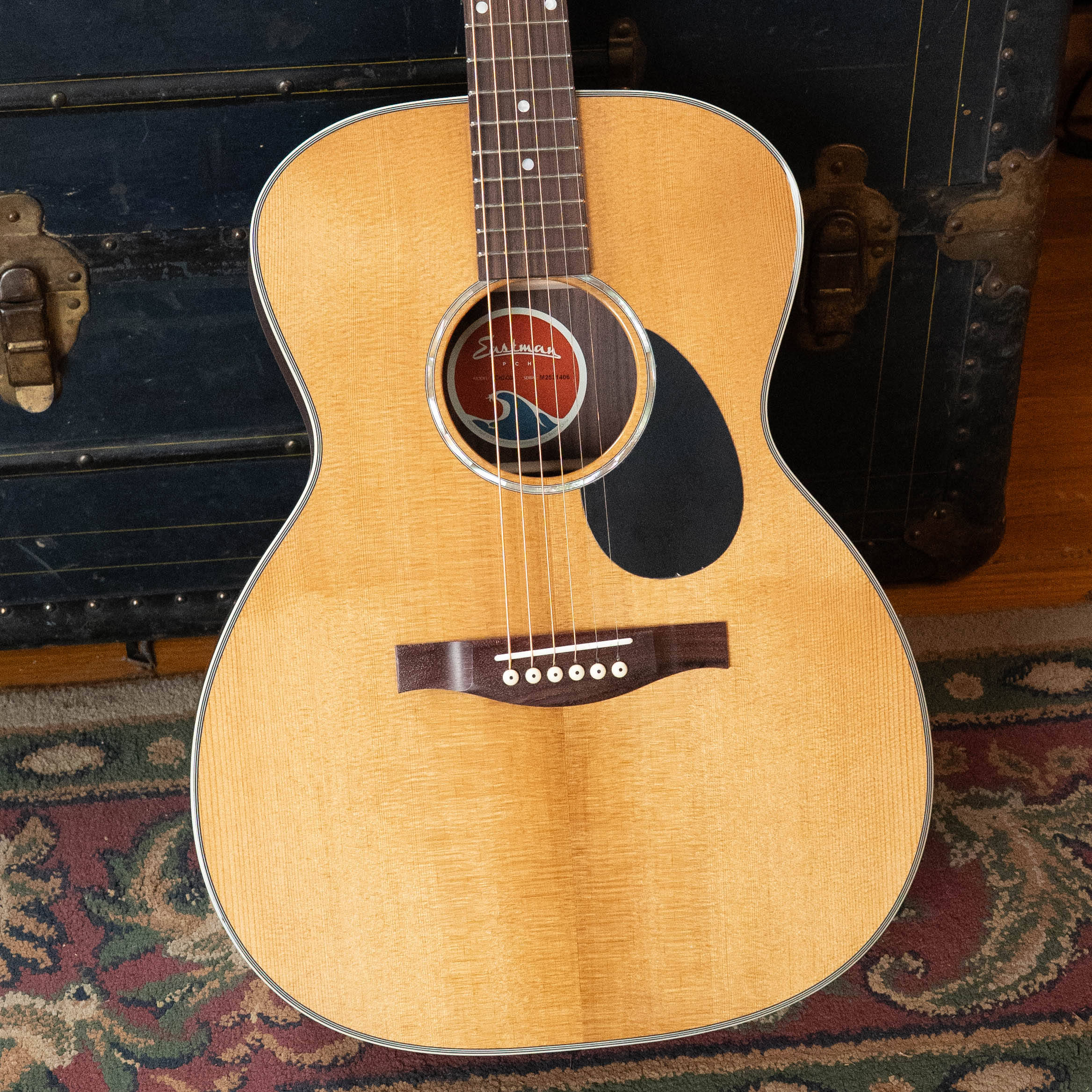 Eastman PCH2-OM Solid Sitka/Laminated Rosewood Orchestra Model Acoustic Guitar #1406