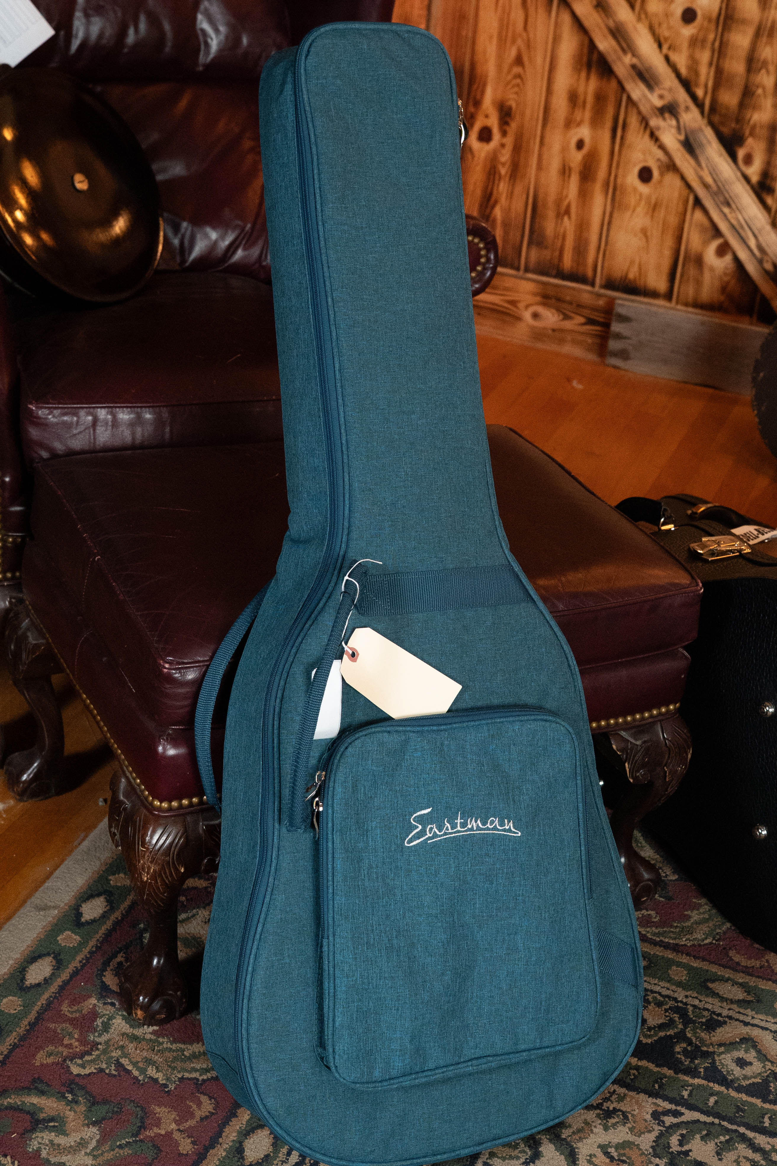 Eastman PCH2-OM Solid Sitka/Laminated Rosewood Orchestra Model Acoustic Guitar #1406