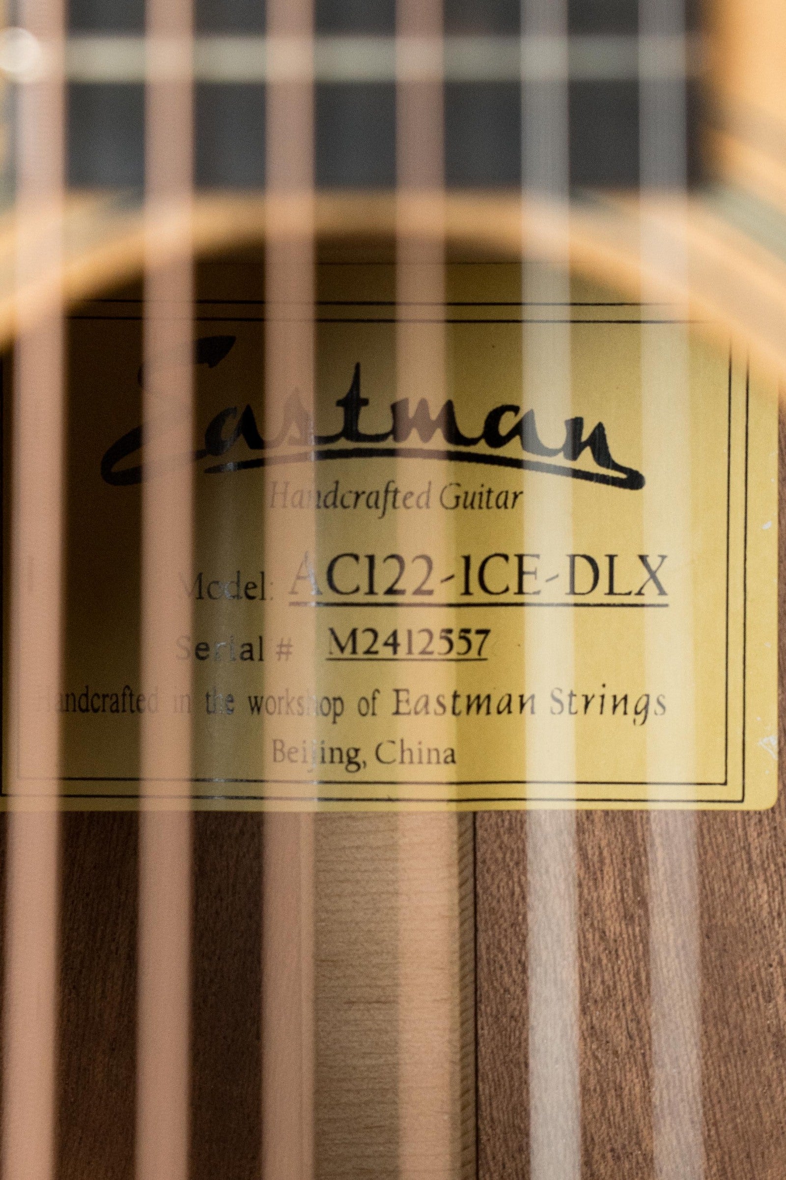 Eastman AC122-1CE-DLX Sitka/Sapele Cutaway Acoustic/Electric Guitar w/ Fishman Pickup #2557