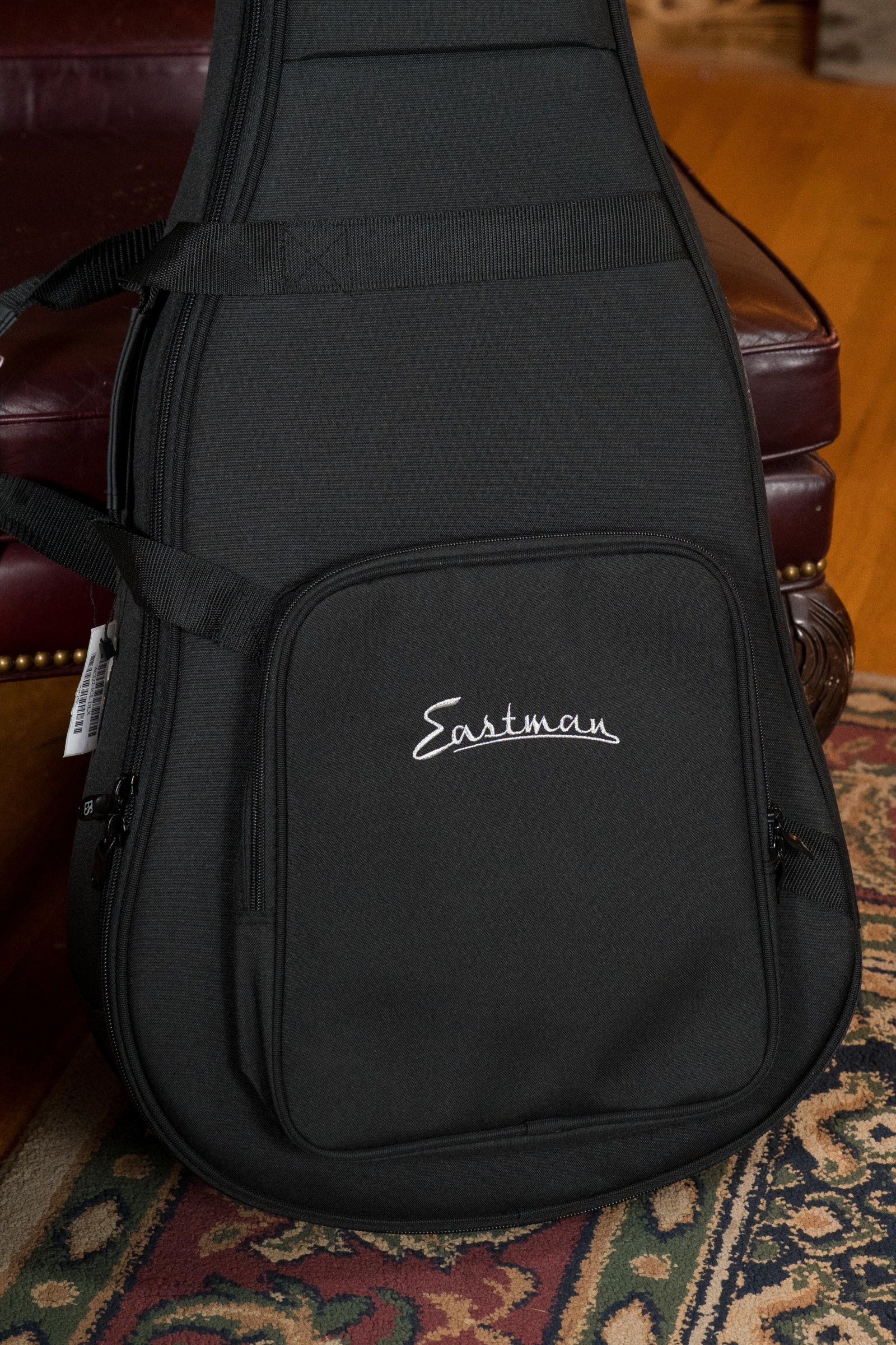 Eastman AC122-1CE-DLX Sitka/Sapele Cutaway Acoustic/Electric Guitar w/ Fishman Pickup #2557