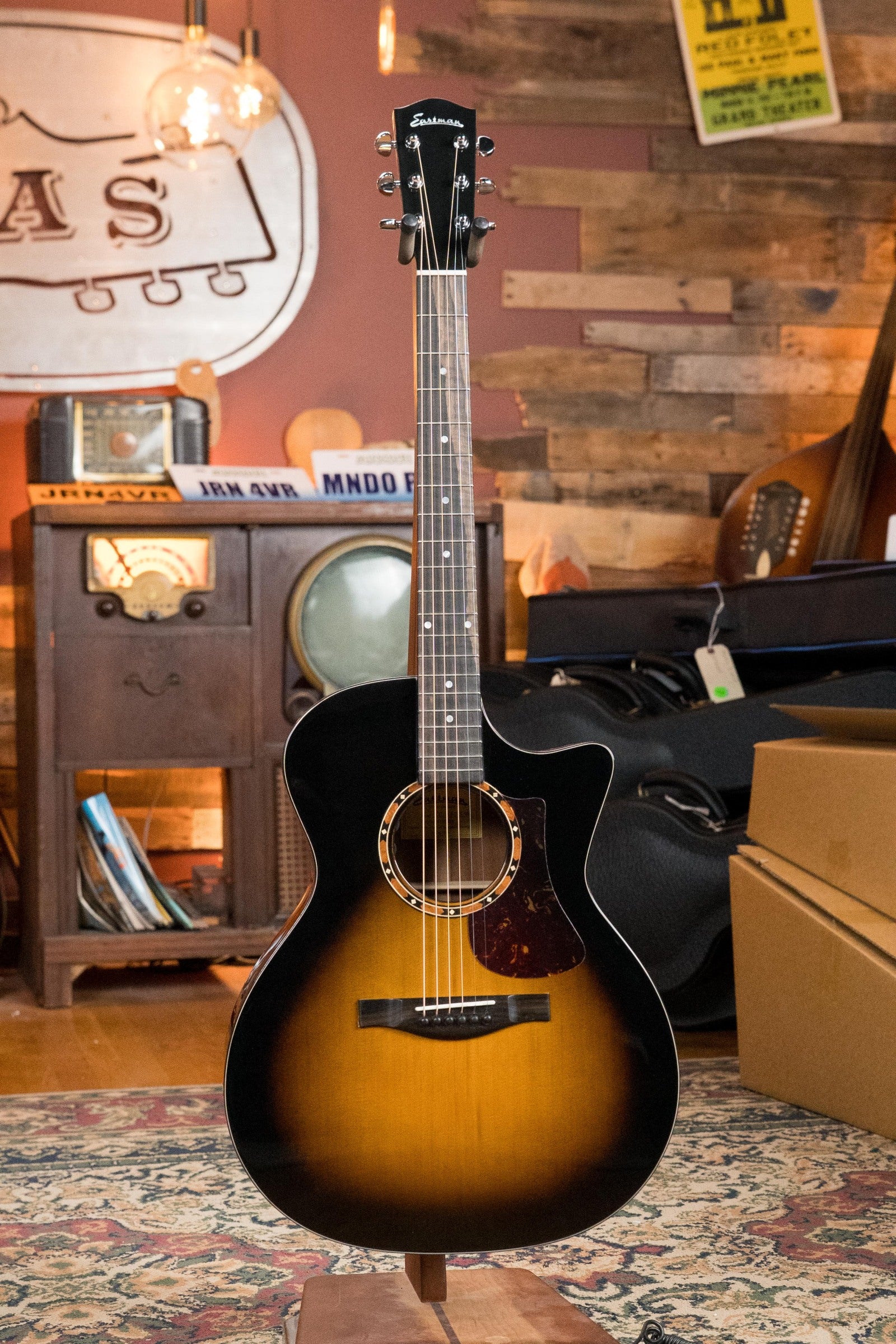 Eastman AC122-2CE-DLX-SB Cedar/Sapele Sunburst Cutaway Grand Auditorium Guitar w/Fishman Pickup #6709