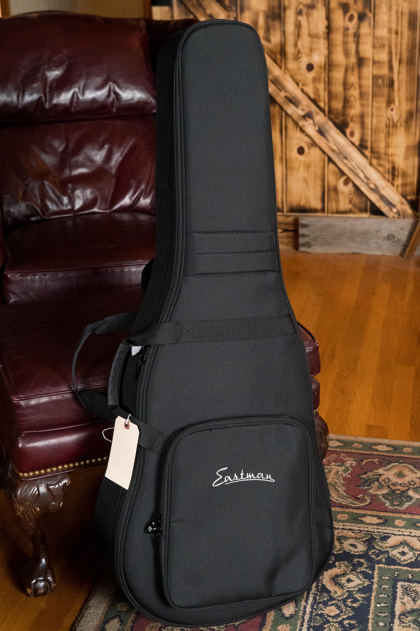 Eastman AC122-2CE-DLX-SB Cedar/Sapele Sunburst Cutaway Grand Auditorium Guitar w/Fishman Pickup #6709